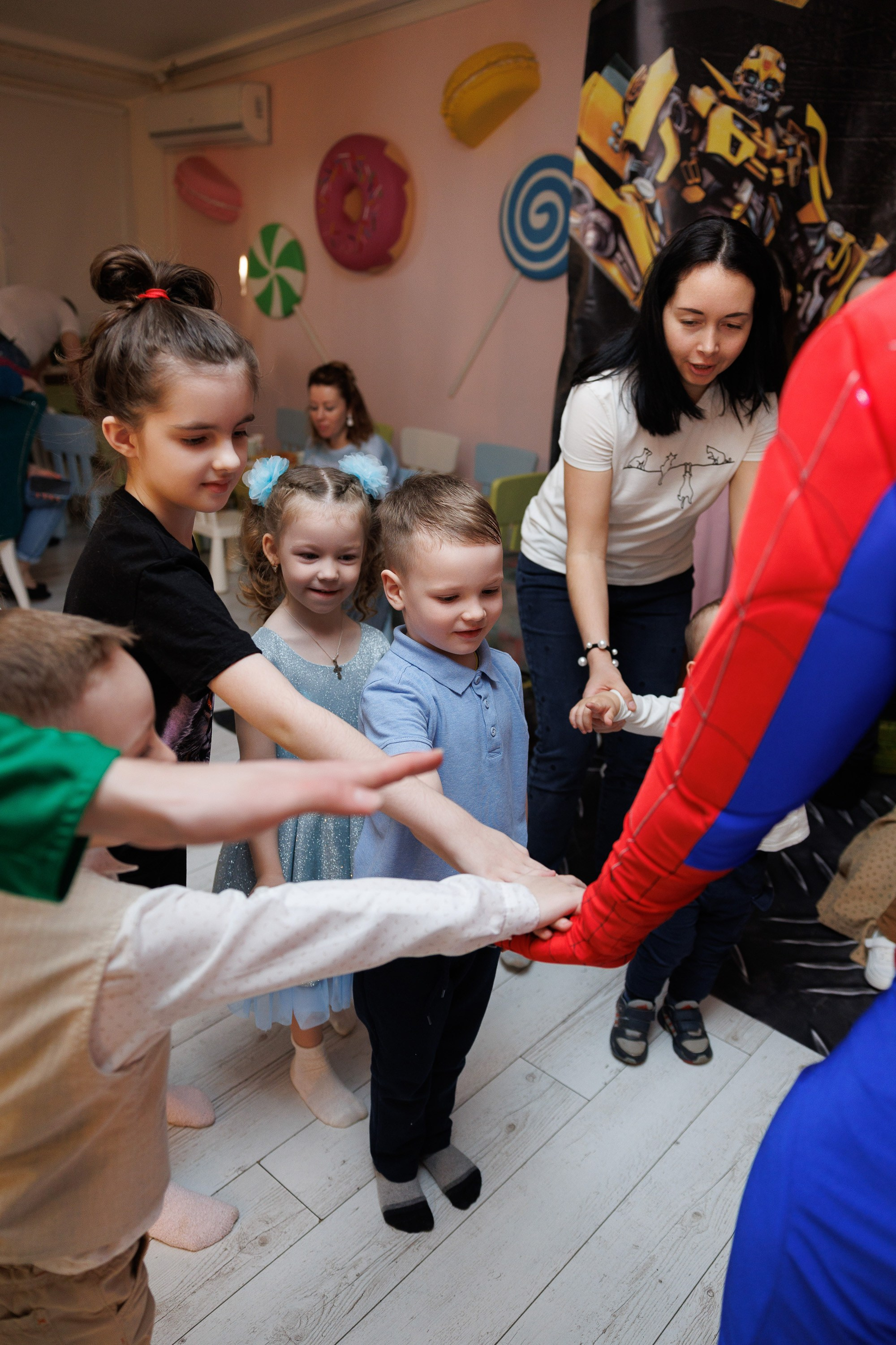 Детский день рождения в студии «Ромашка» в Оренбурге — Трансформеры