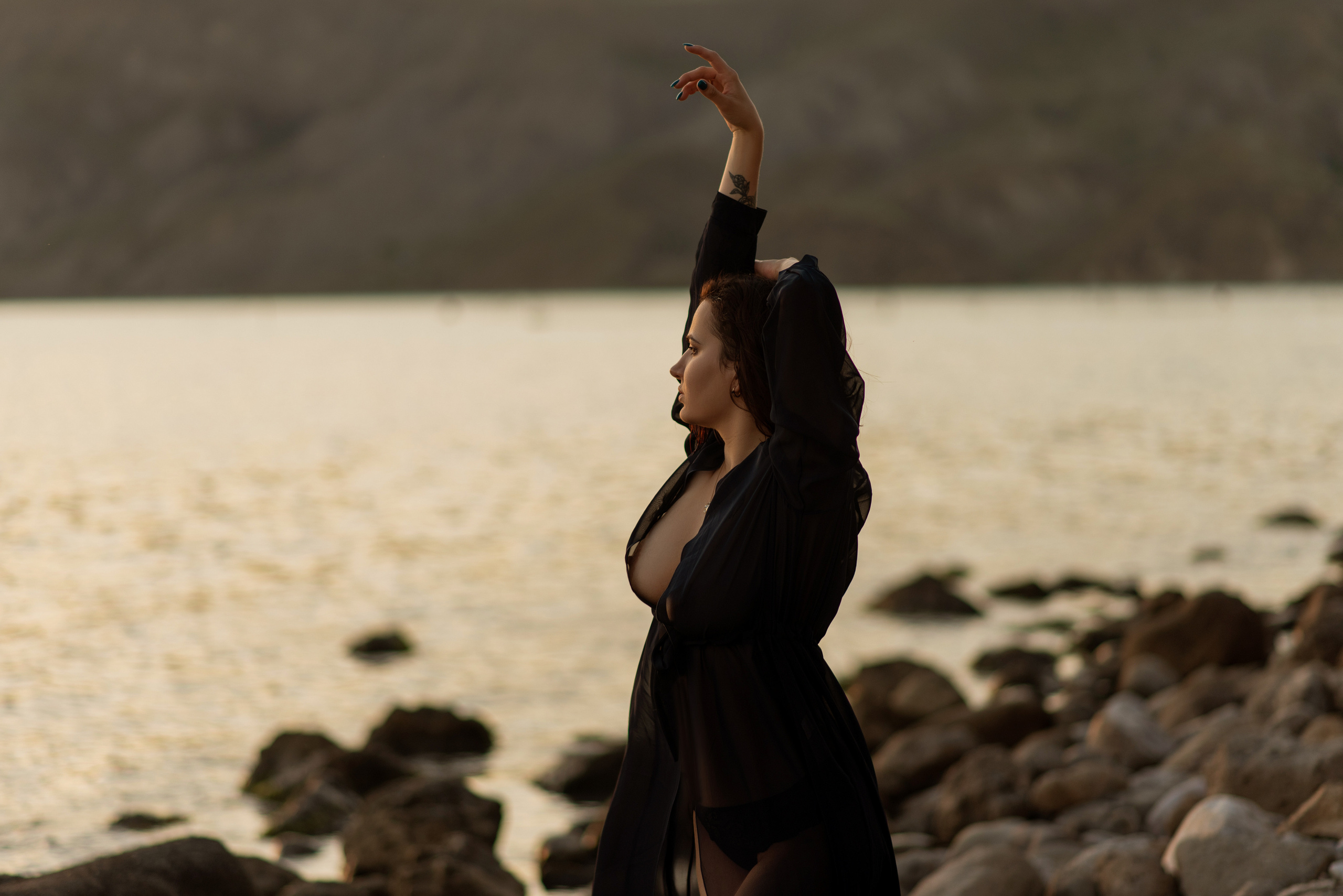 Анастасия на закате. Семейный и свадебный фотограф в Феодосии и Коктебеле