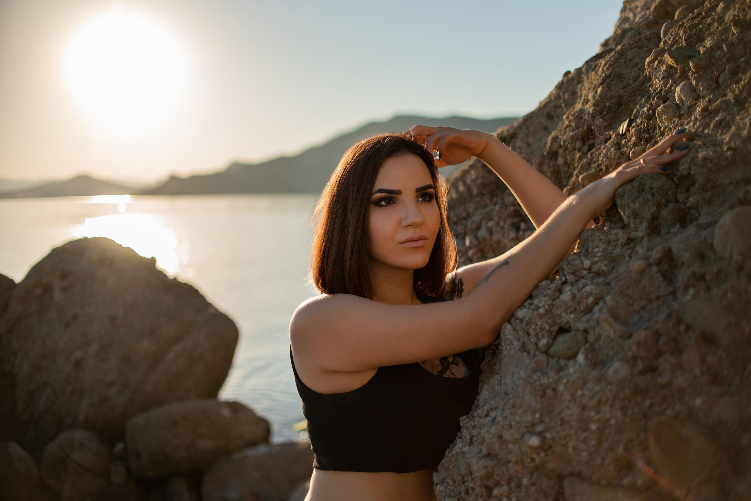 Анастасия на закате. Семейный и свадебный фотограф в Феодосии и Коктебеле