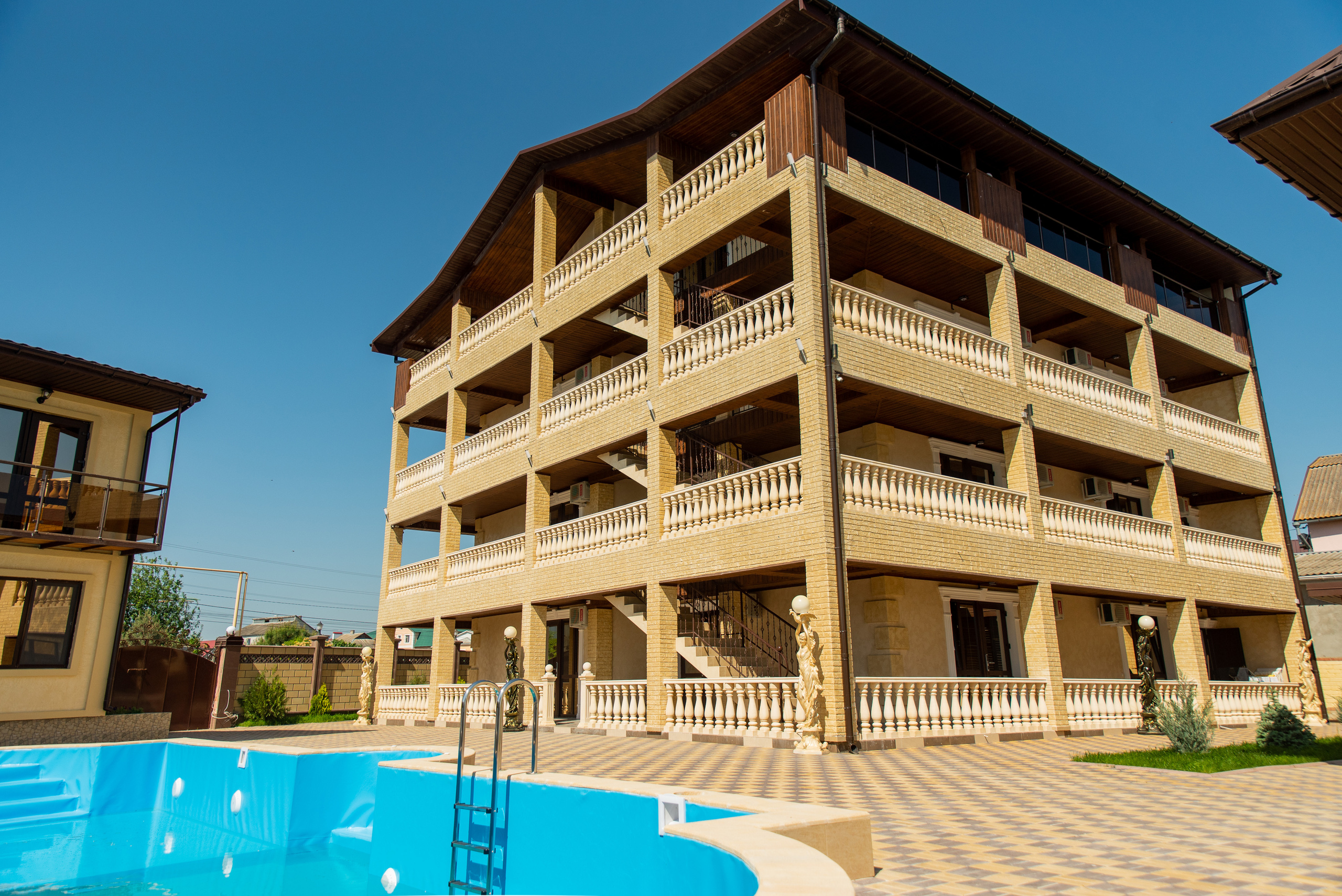 Интерьерная фотосессия для отеля. Семейный и свадебный фотограф в Феодосии и Коктебеле