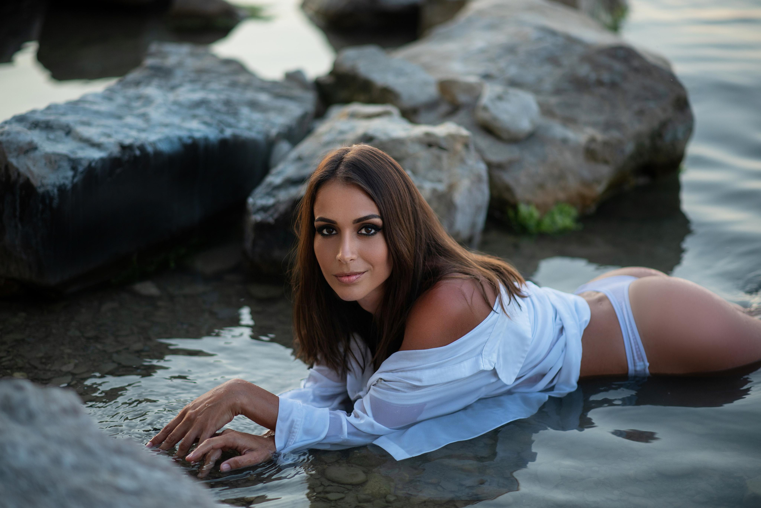 Оля… взгляд как у тигрицы. Семейный и свадебный фотограф в Феодосии и Коктебеле