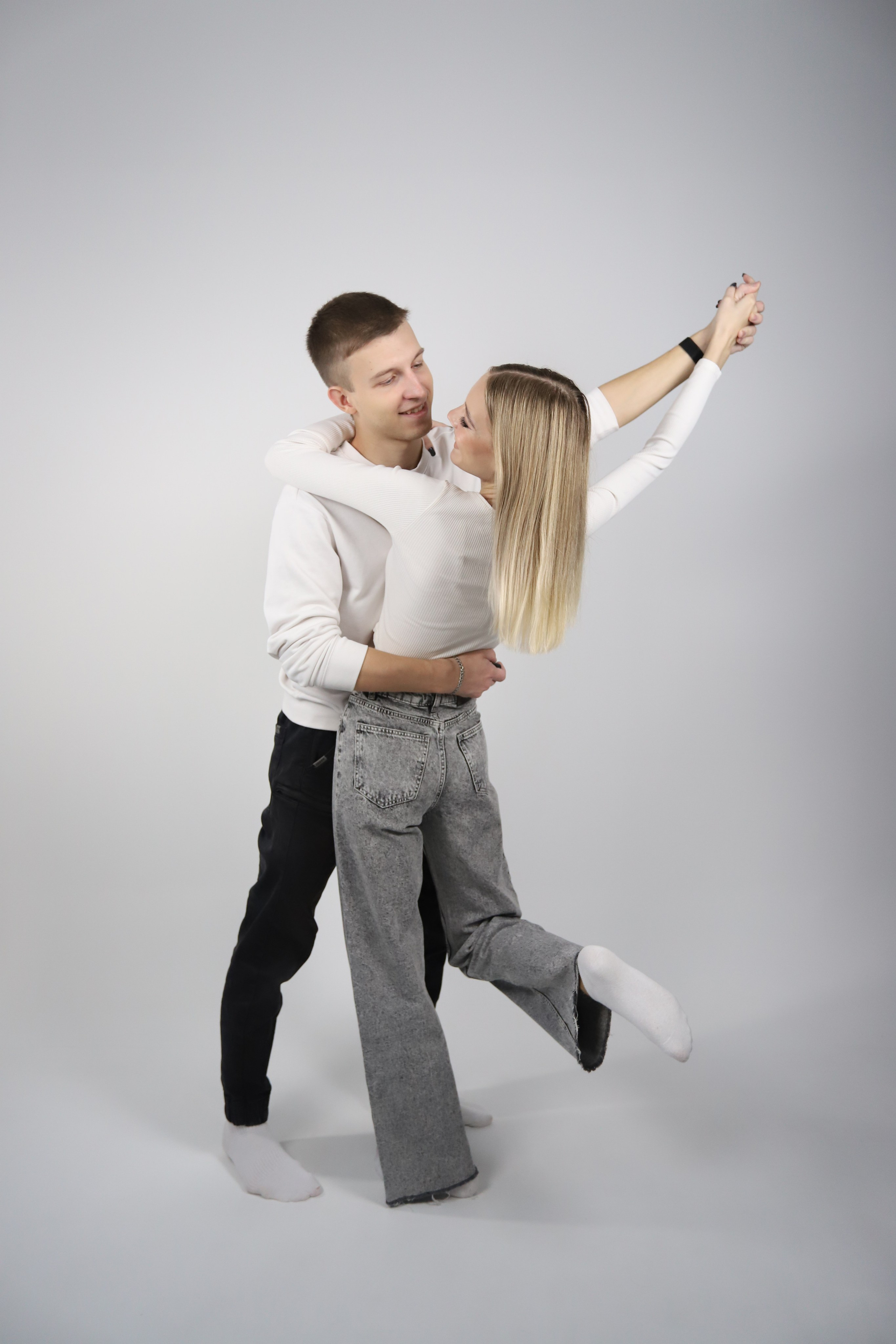 У меня есть сертификат. Фотостудия UPART