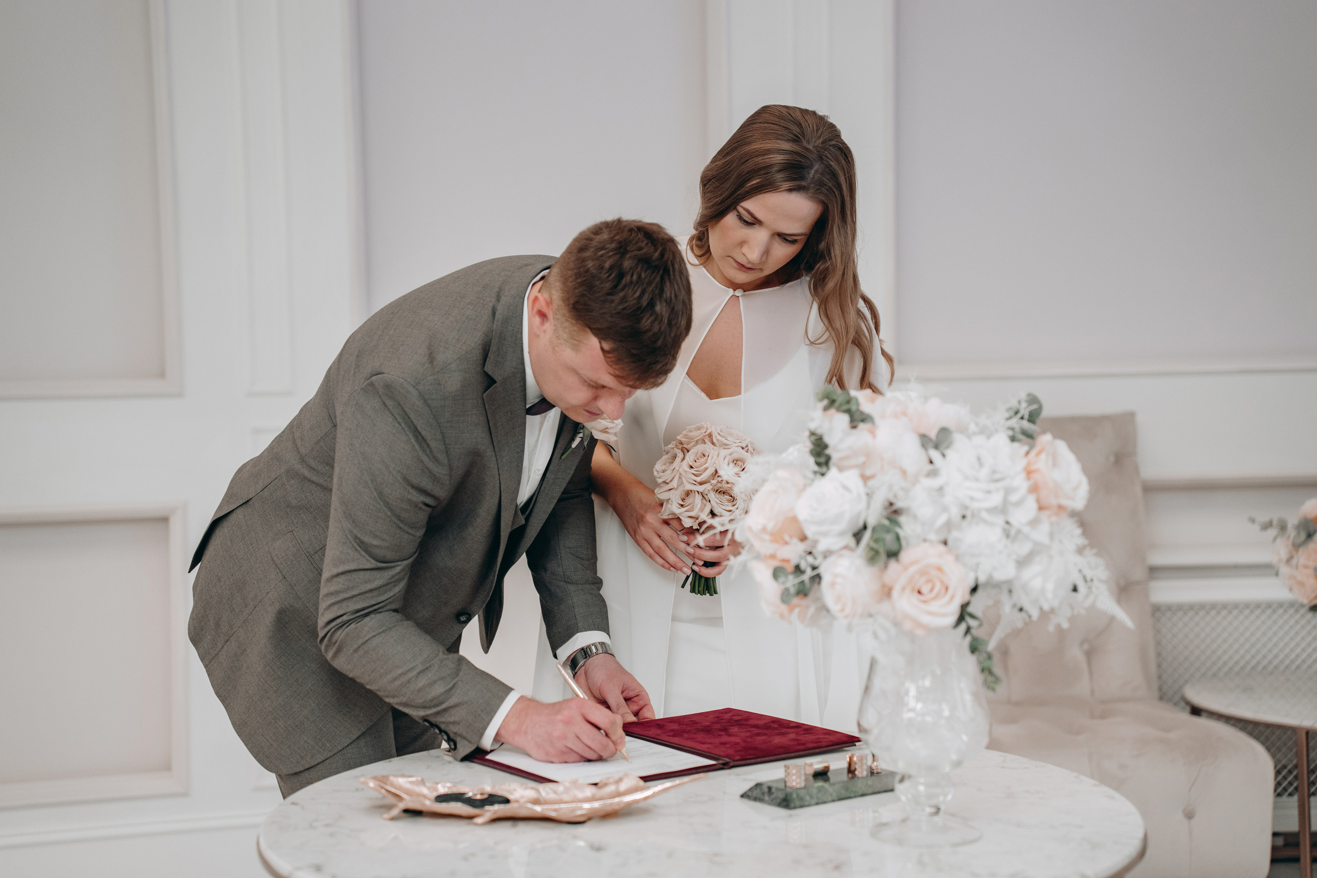 Свадебная фотосессия в Crown Plaza