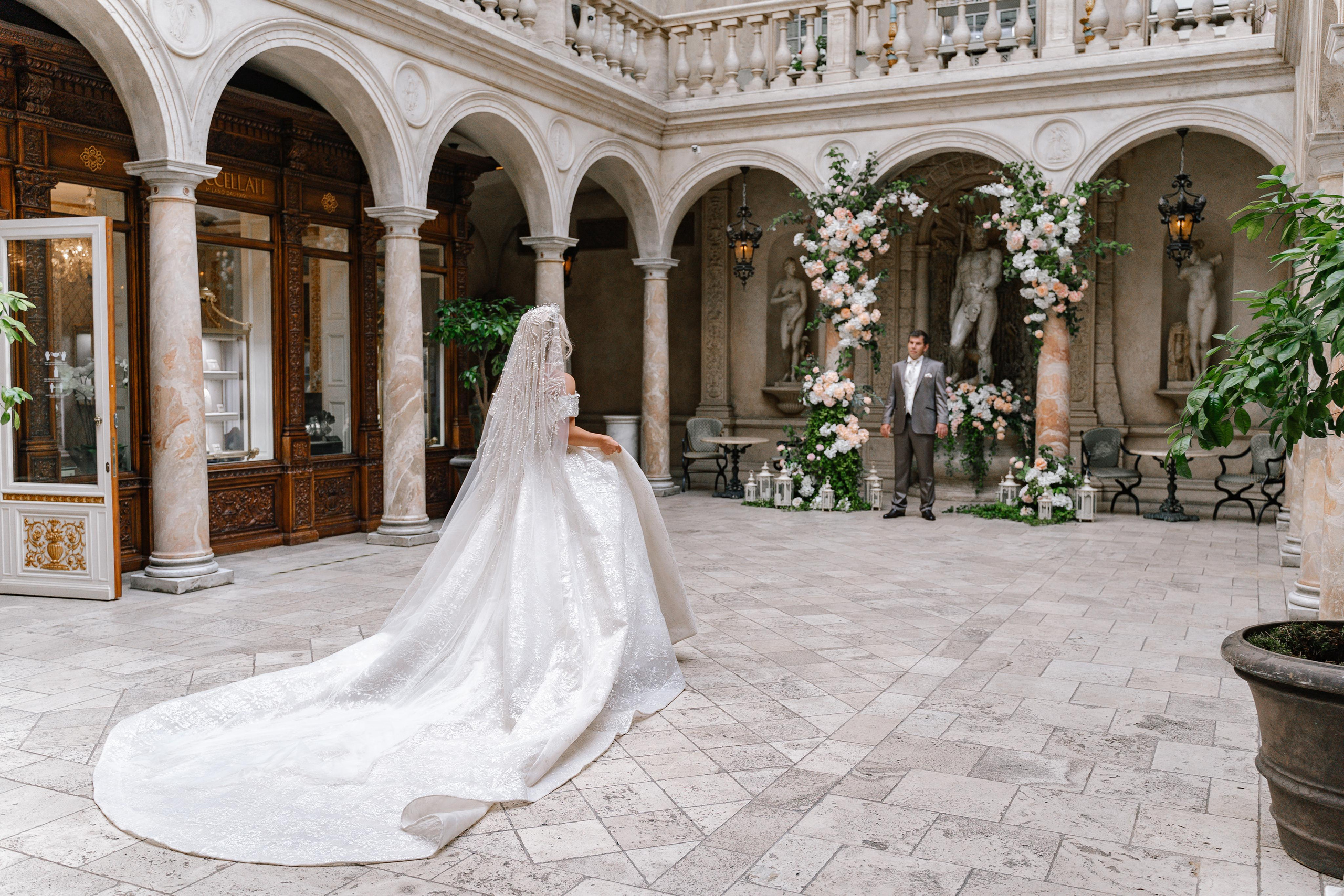Свадьба в ресторане Турандот в Москве. Свадебный фотограф в Турандот. Выездная церемония в ресторане Турандот