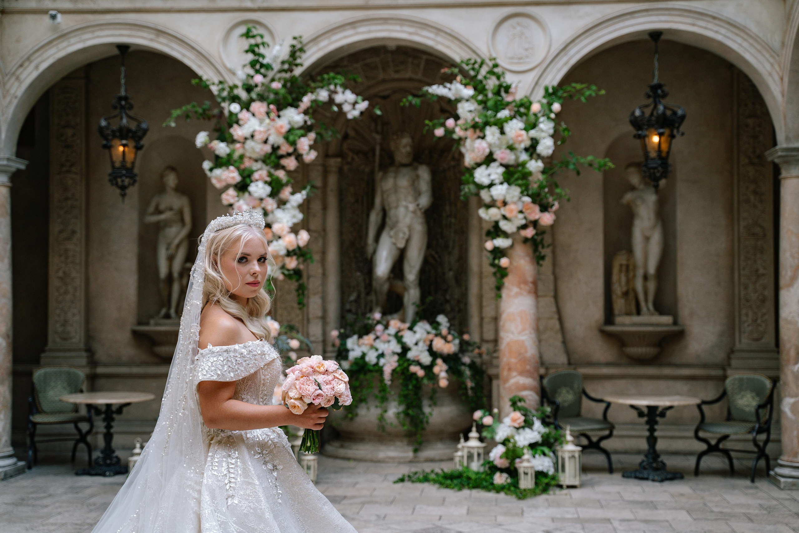 Свадьба в ресторане Турандот в Москве. Свадебный фотограф в Турандот. Выездная церемония в ресторане Турандот