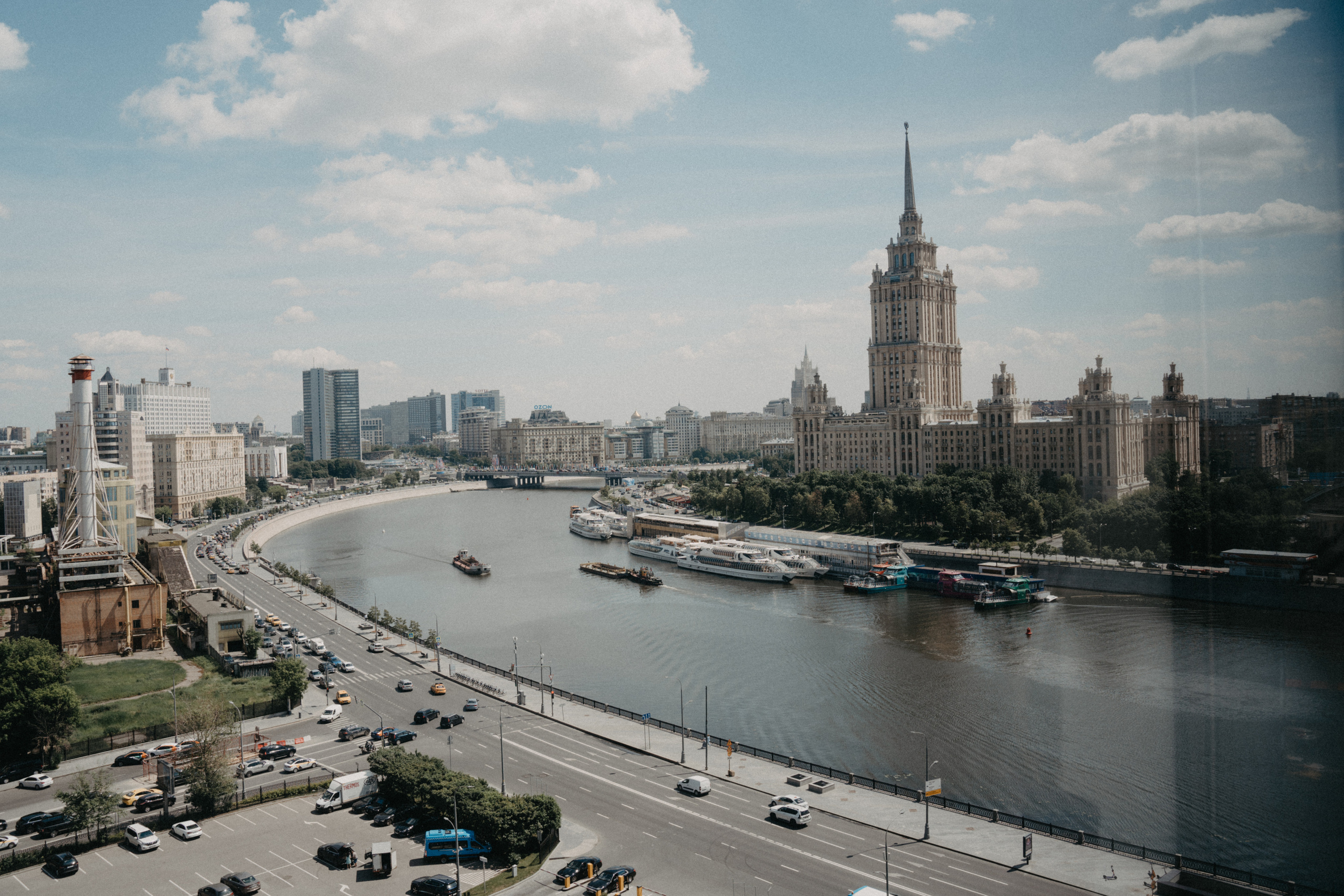 Свадебная фотосессия в Crown Plaza