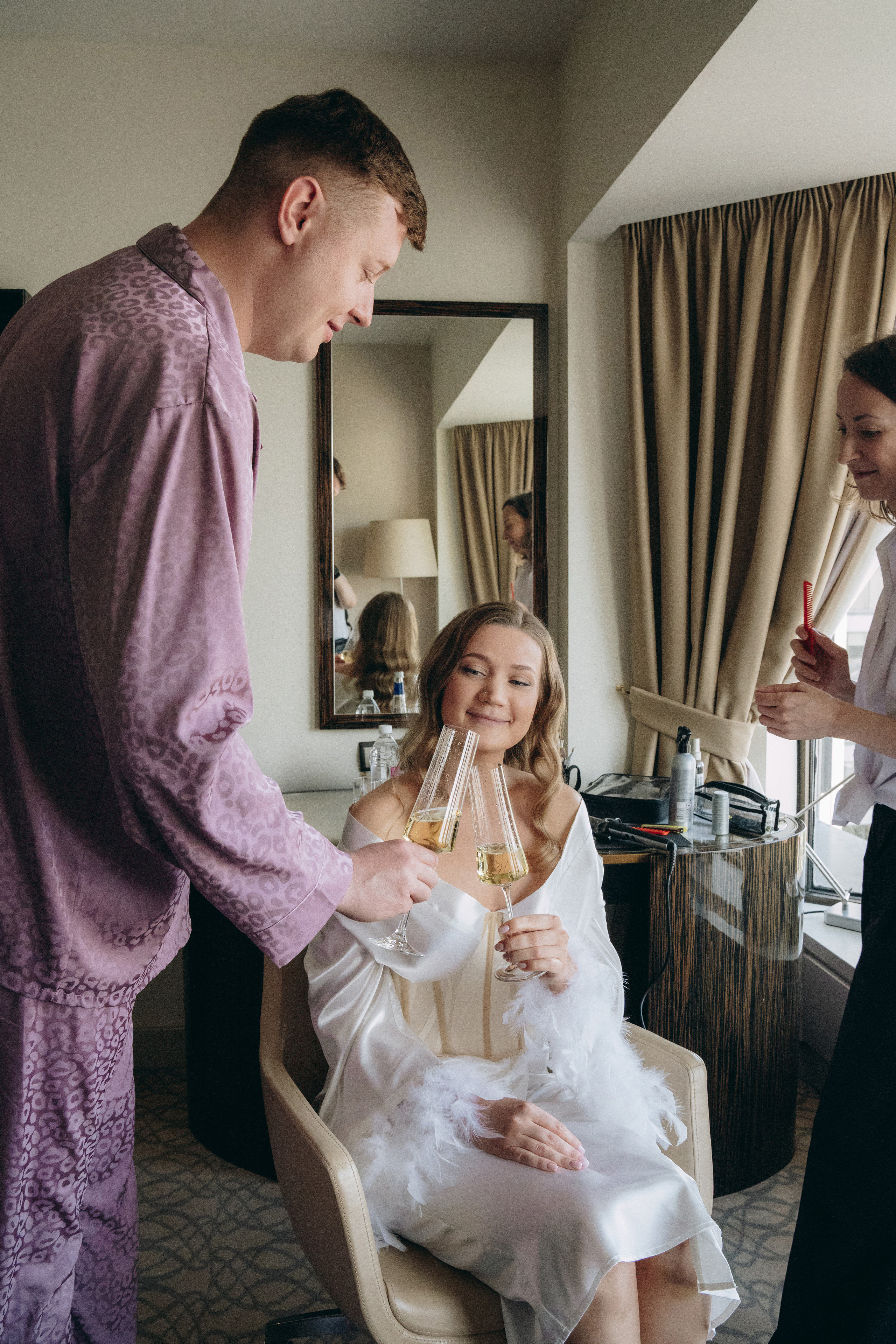 Свадебная фотосессия в Crown Plaza