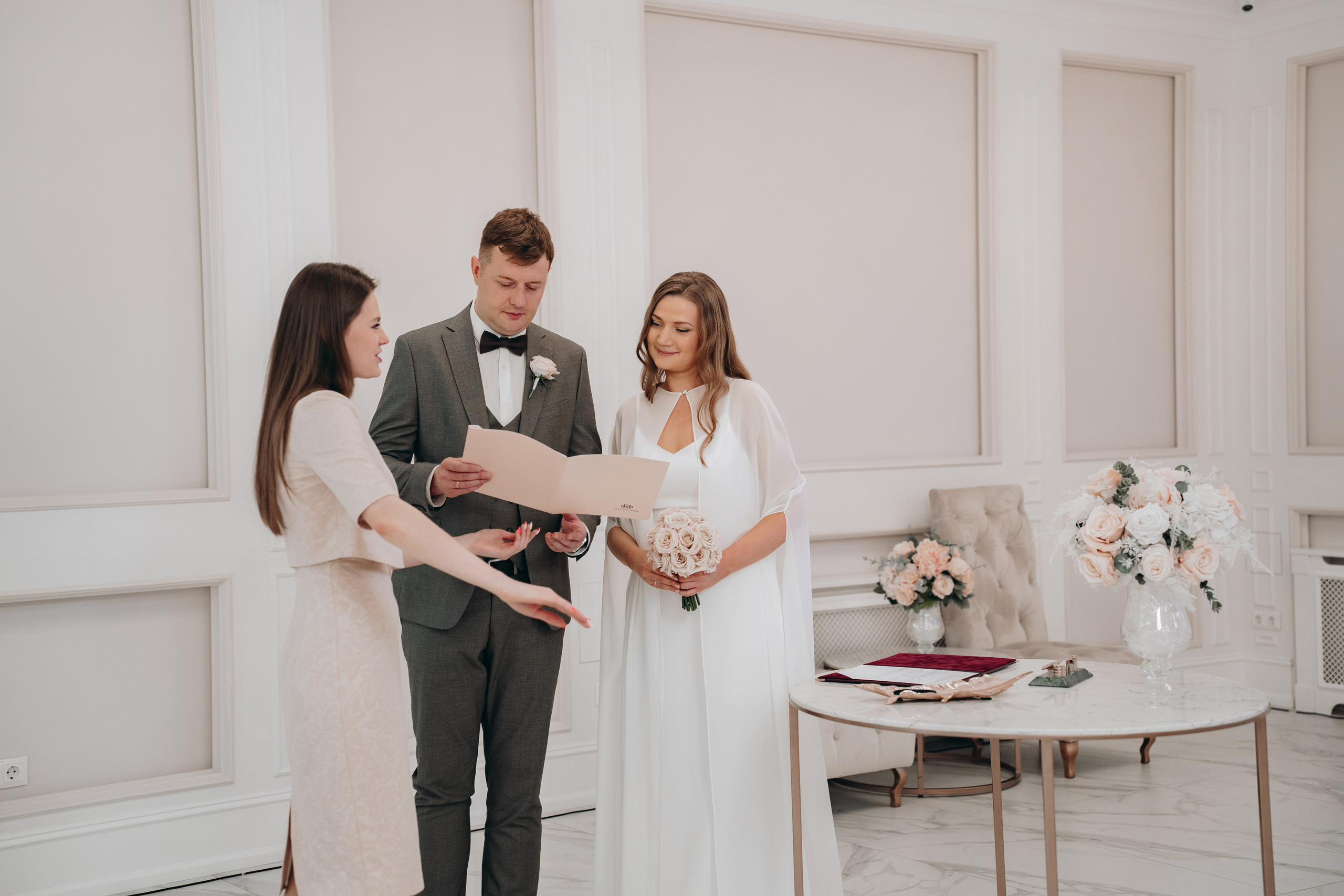 Свадебная фотосессия в Crown Plaza