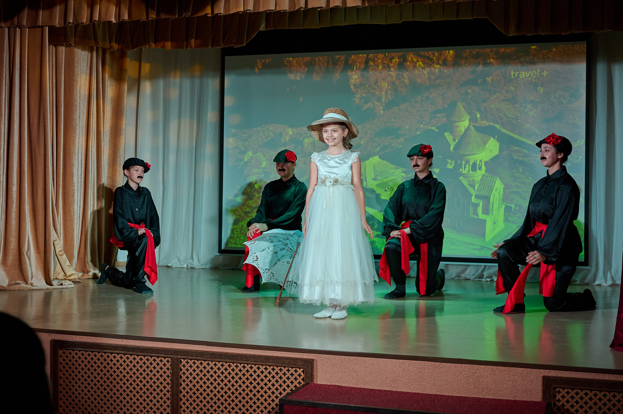 День матери ДК Виноградный. Жизнь курорта Кабардинка в фотографиях