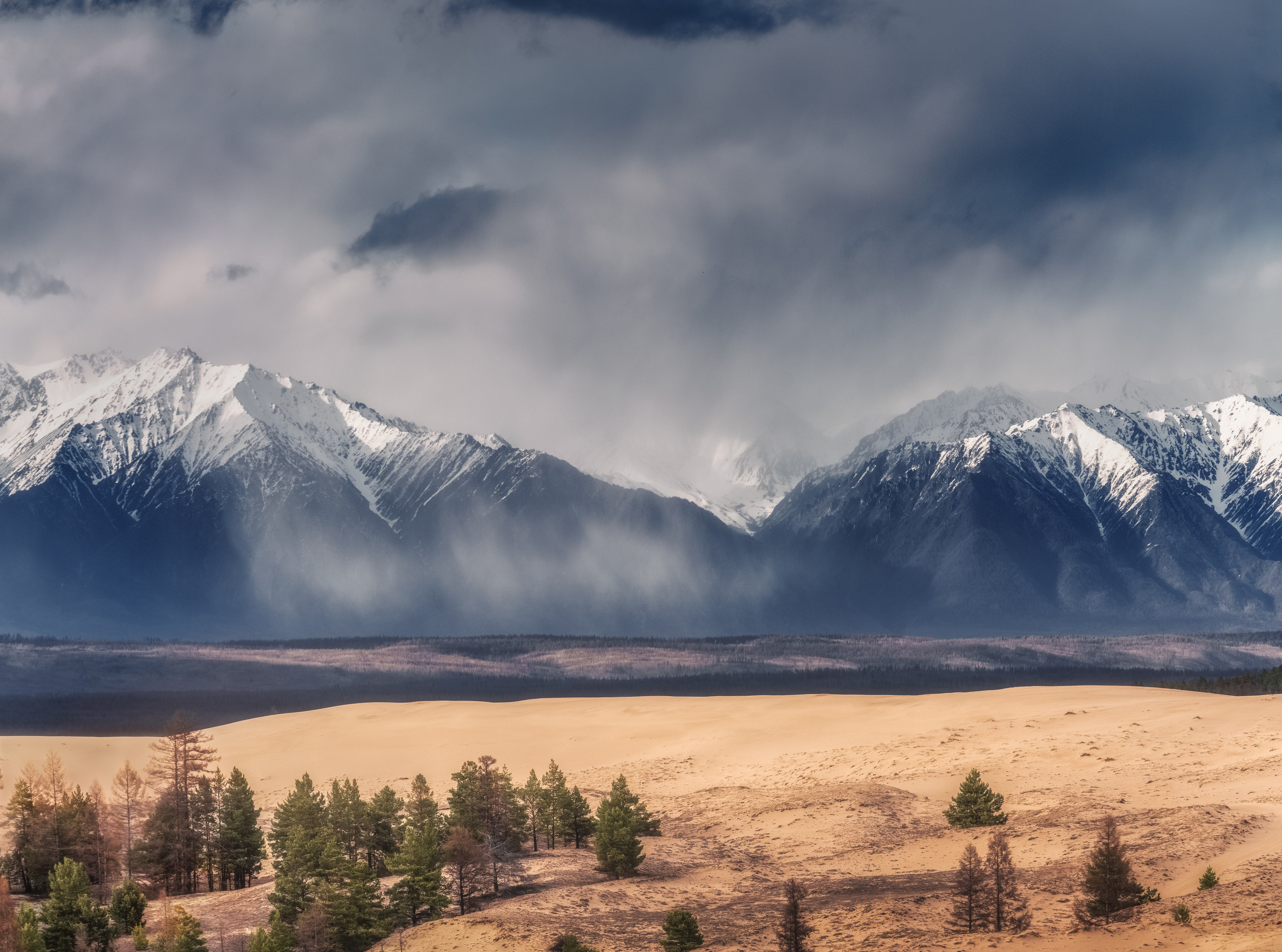 Чарские пески и Кодар