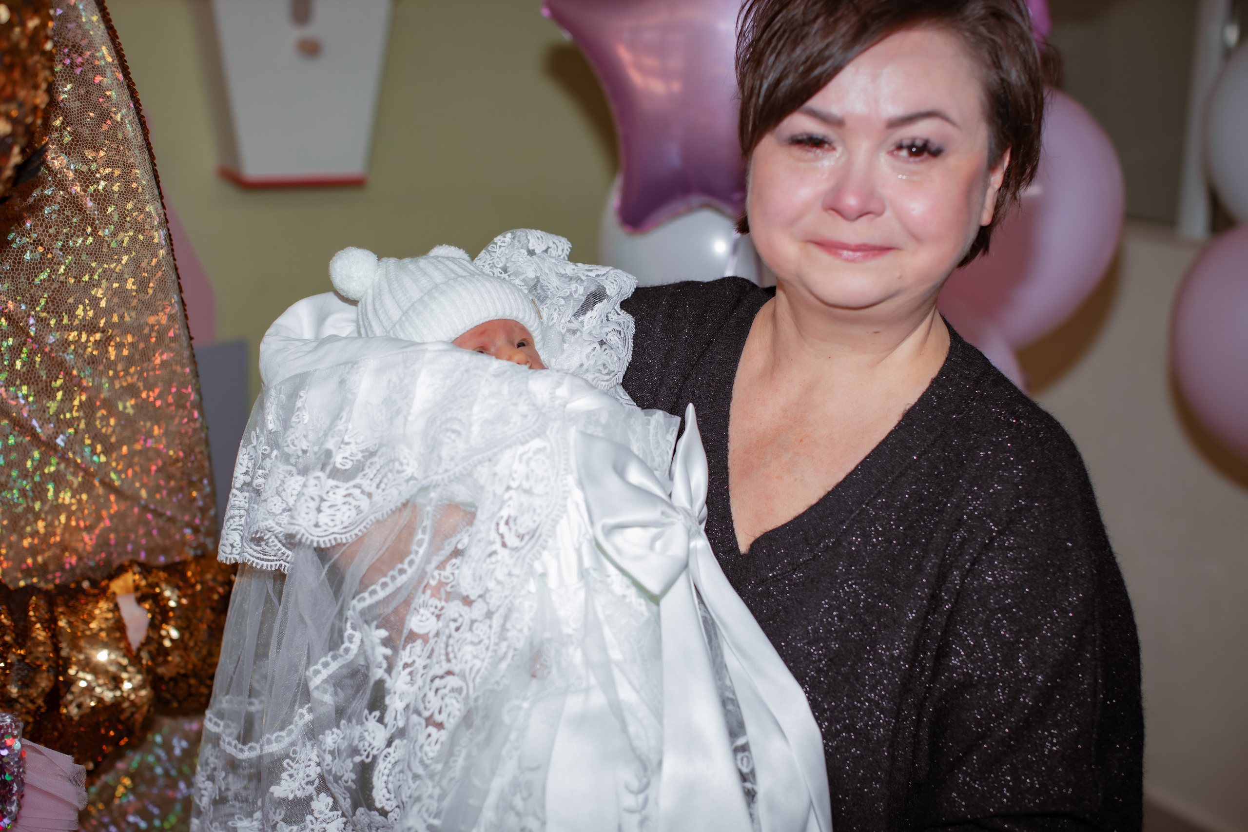 Выписка из Роддома Анастасии с Кирочкой. Фотограф и видеограф в Ставрополе Инна Попова