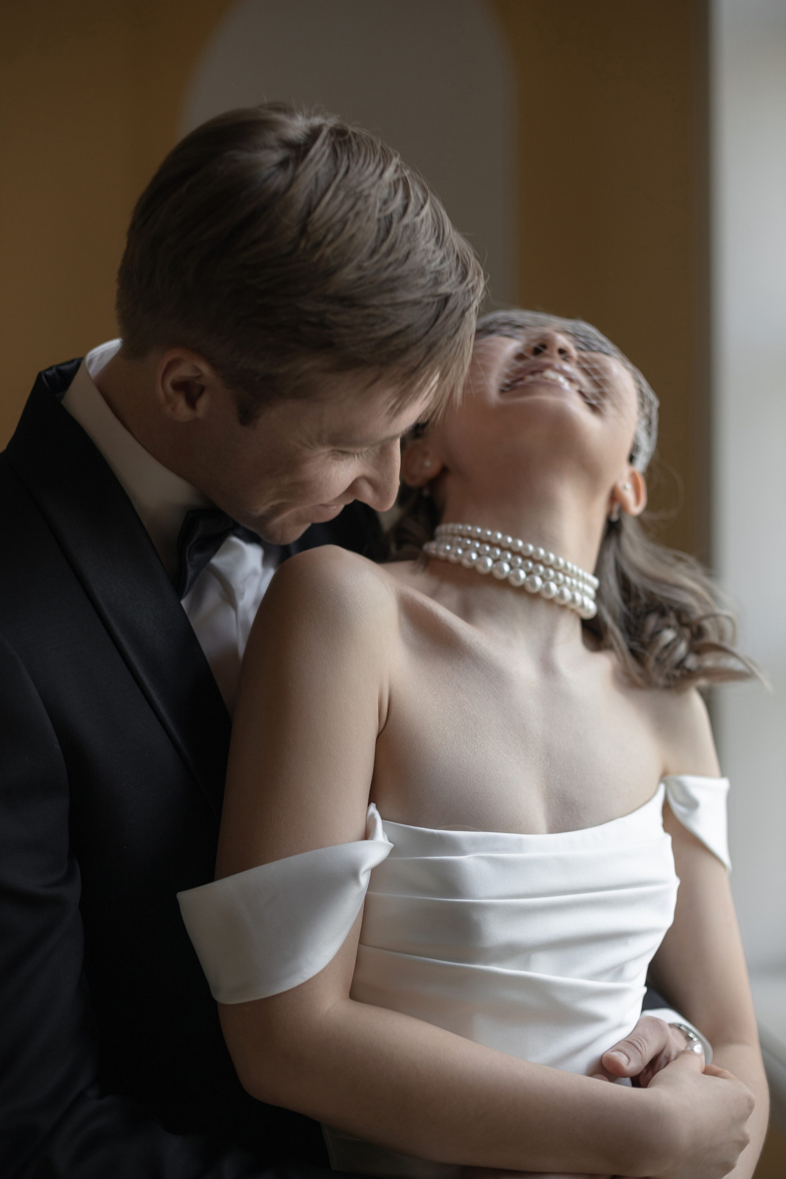 свадебный фотограф москва, фотосессия жениха и невесты, стоимость свадебного фотографа москва