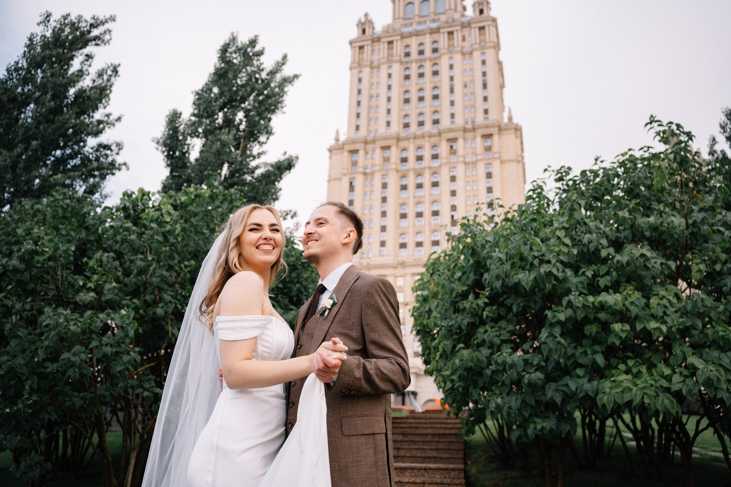 Свадебная фотосессия в ресторане Романтик (гостиница Украина)