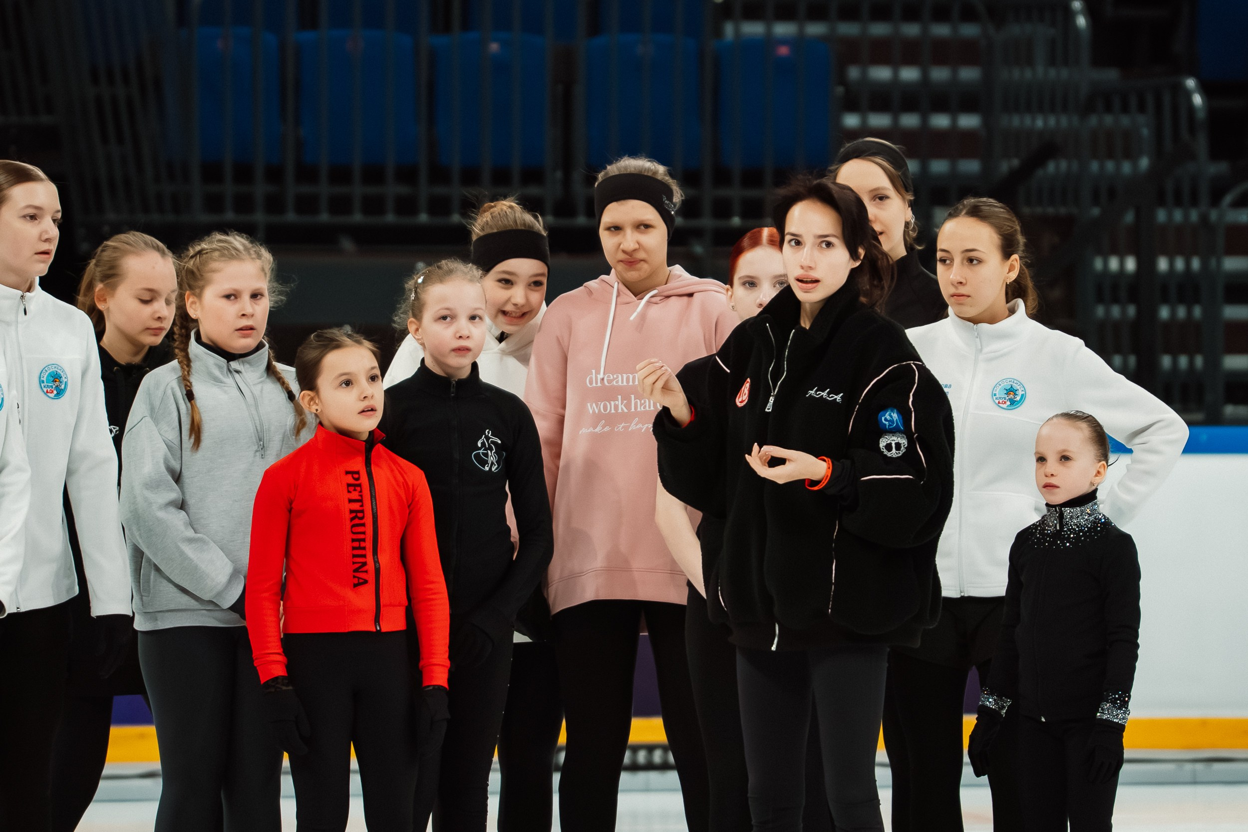 Мастер-класс Алины Загитовой в Новосибирске (11-00). Воробьева Ксения — Спортивный и танцевальный фотограф Новосибирск
