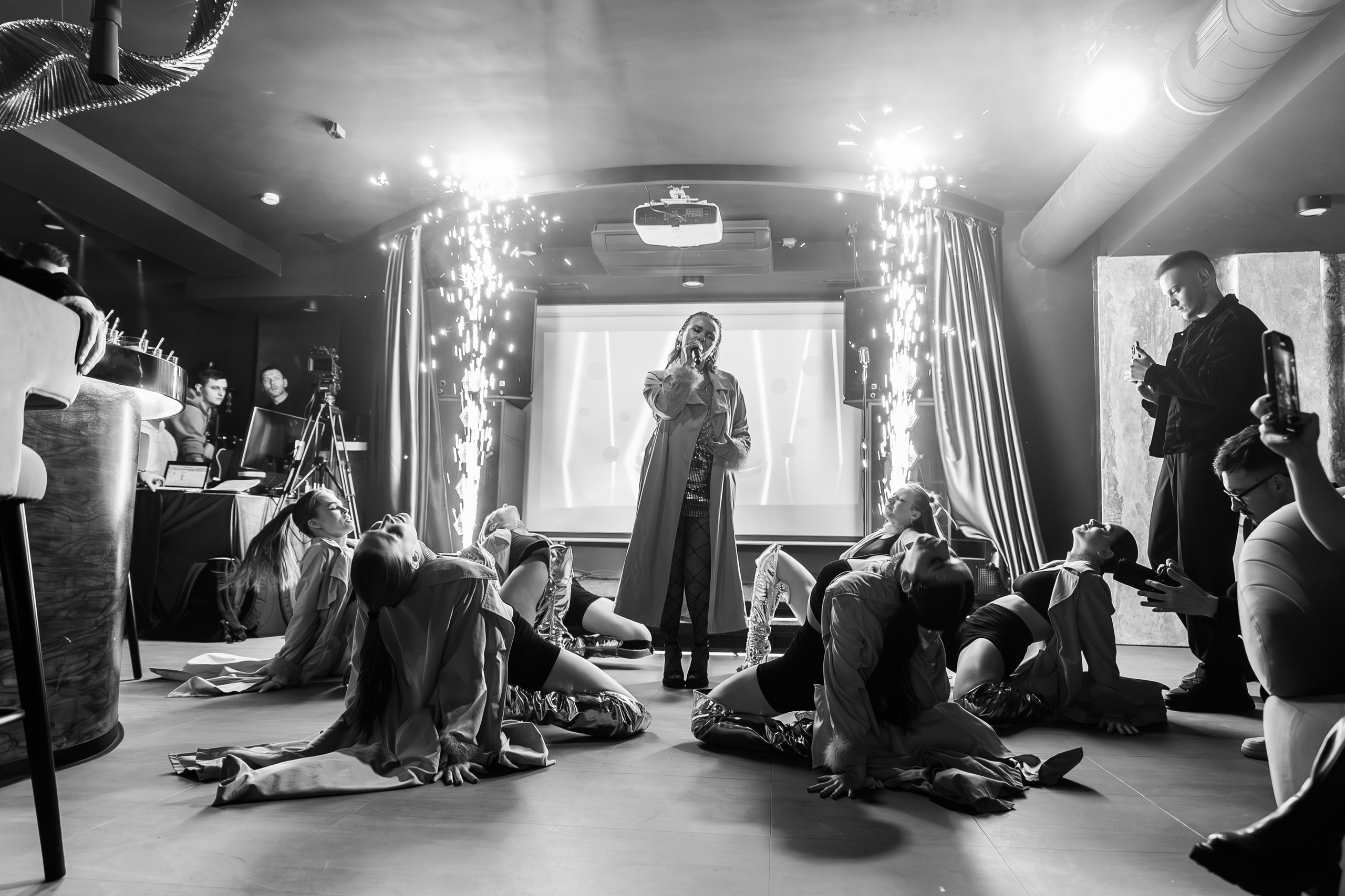 SOLOVI — Открытие караоке-бара. СВОИ. ФОТООТЧЕТЫ-СОБЫТИЯ-МЕСТА