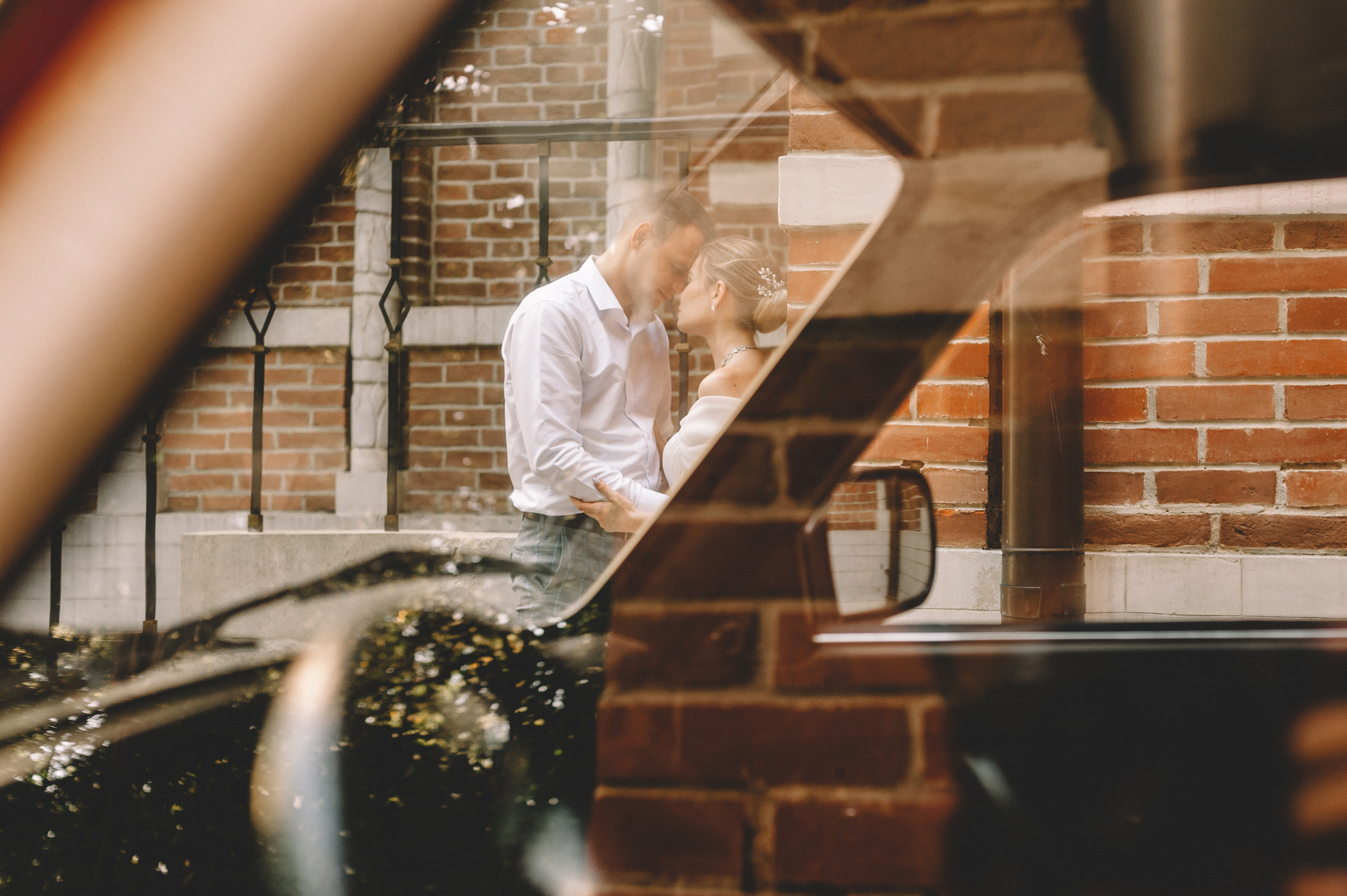 Летняя свадебная фотосессия Анастасии и Павла в Царицино. Семейный фотограф в Москве Елена Снегирева
