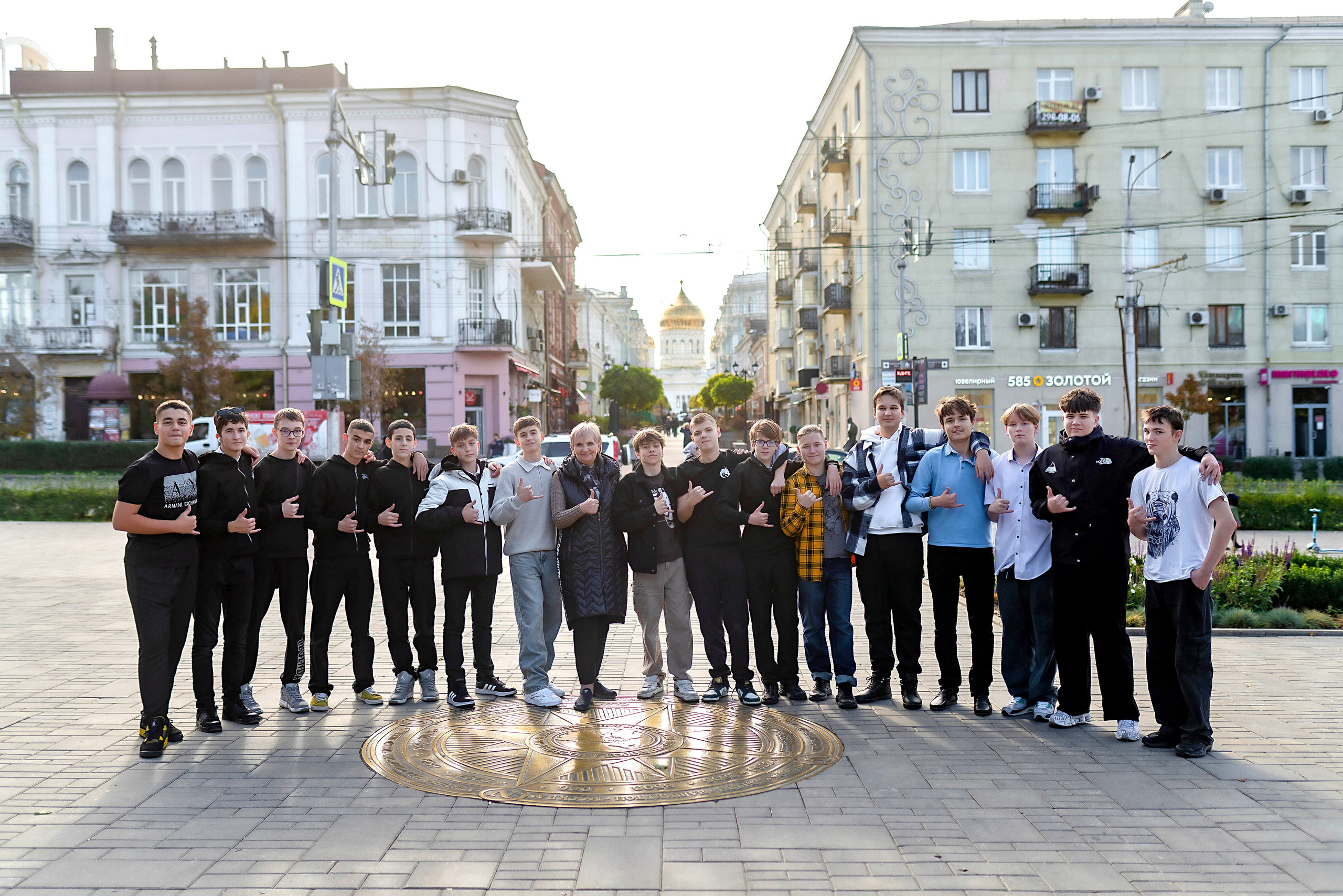 Выпускные (школьные) альбомы (книги) в Ростове-на-Дону. Современные Выпускные Альбомы в Ростове-на-Дону