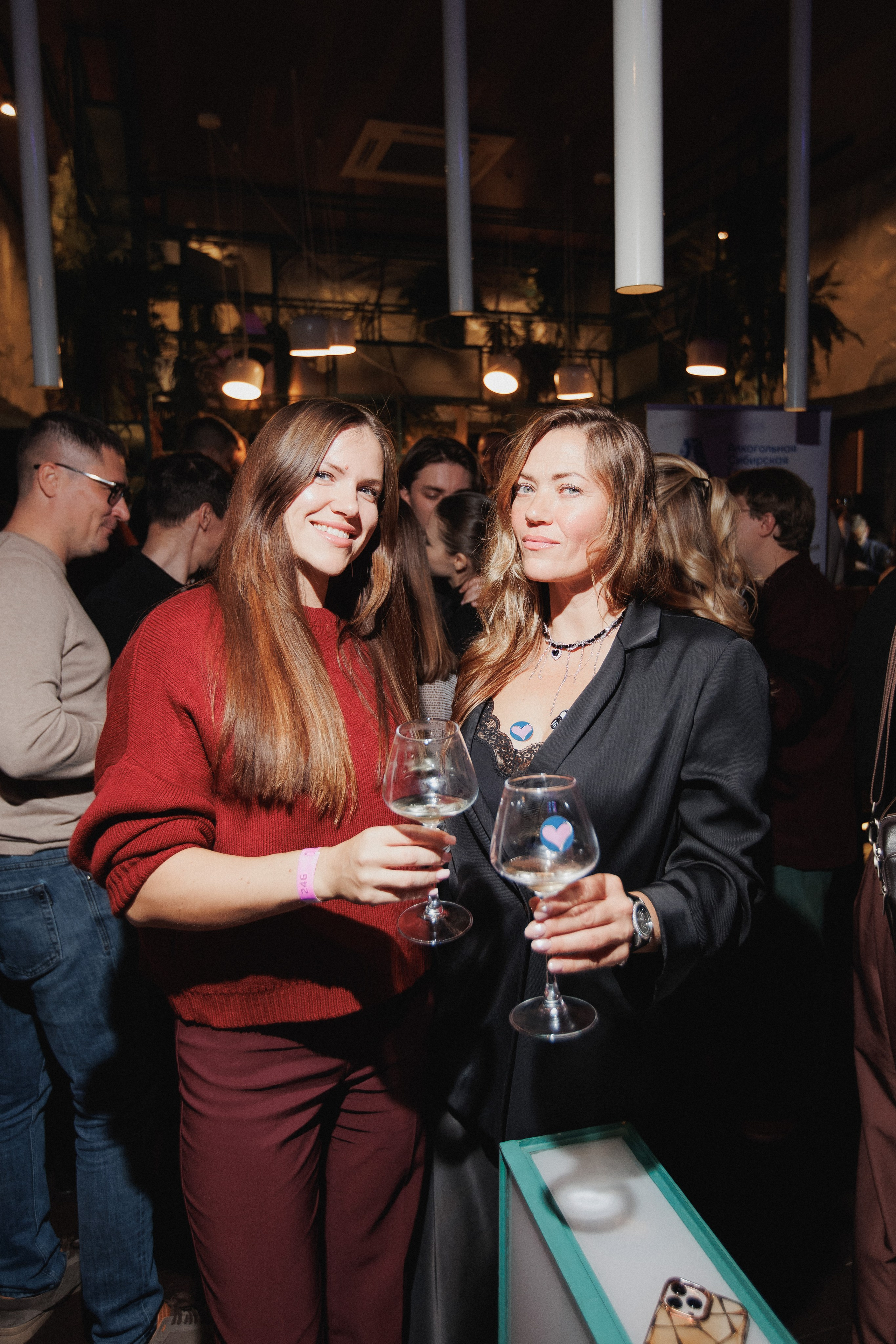 ВИННЫЙ ФЕСТИВАЛЬ. СВОИ. ФОТООТЧЕТЫ-СОБЫТИЯ-МЕСТА