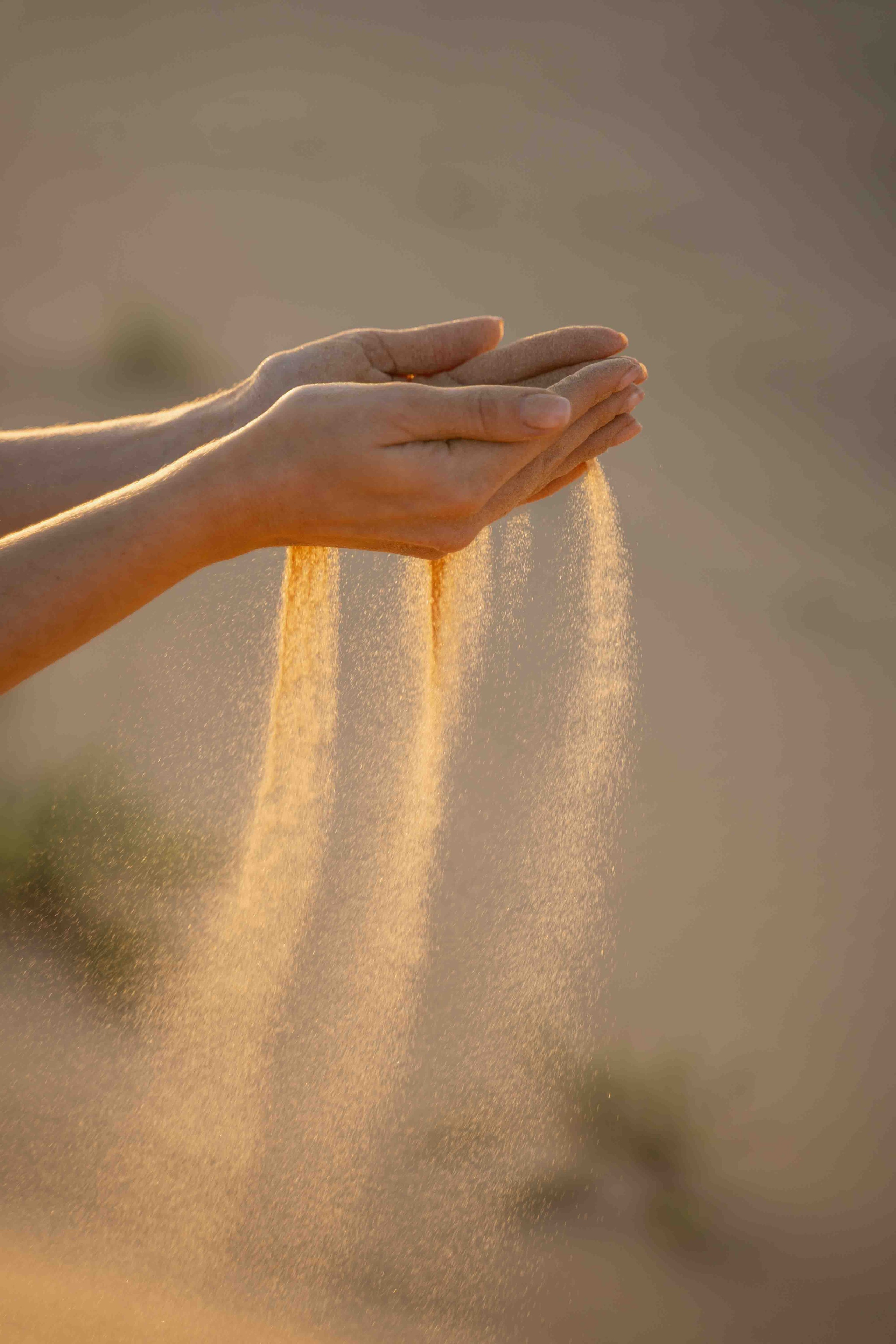 Фотосессия в пустыне ОАЭ с трансфером, выезд из Абу-Даби, Дубая, Фуджейры и других эмиратов. Дорога до пустыни занимает около 1 часа.