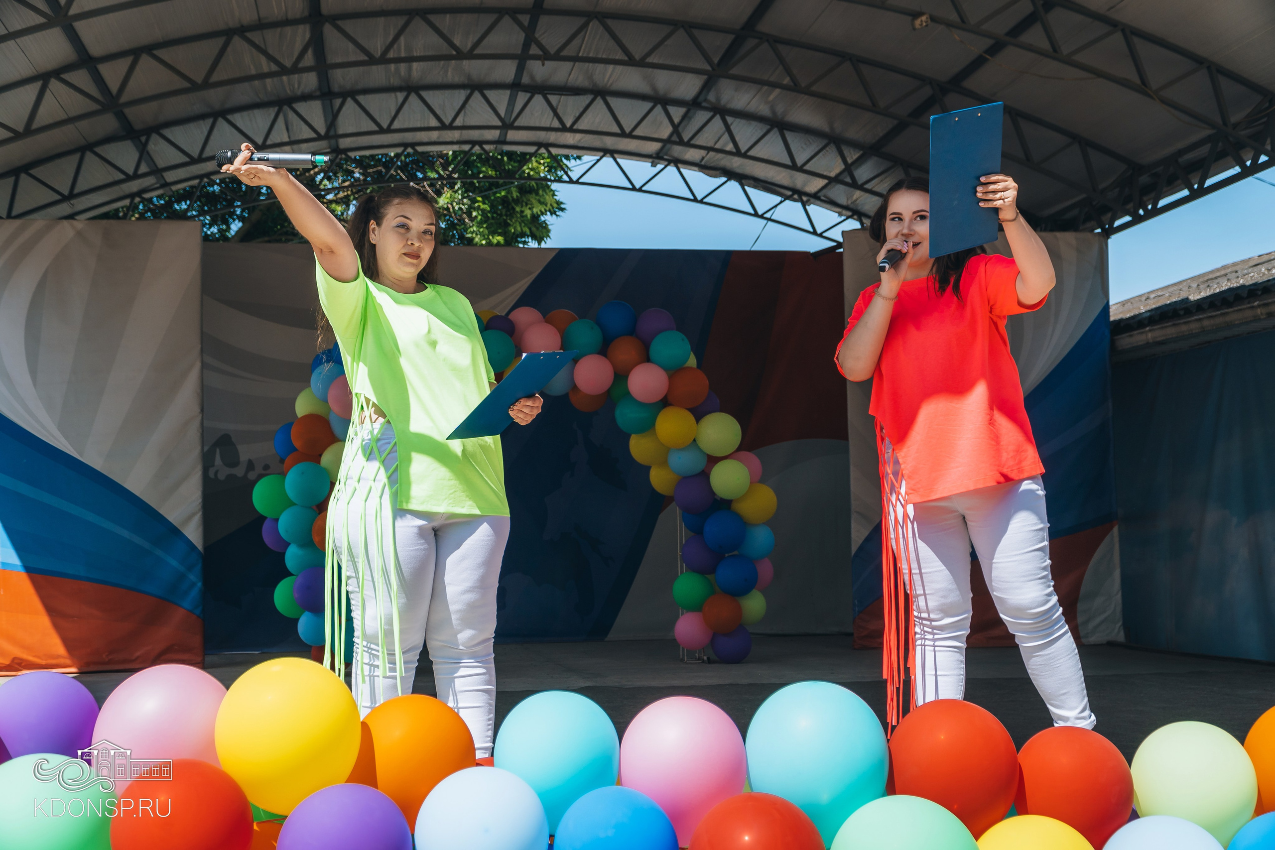 Должны смеяться дети. Новотитаровский Дом культуры