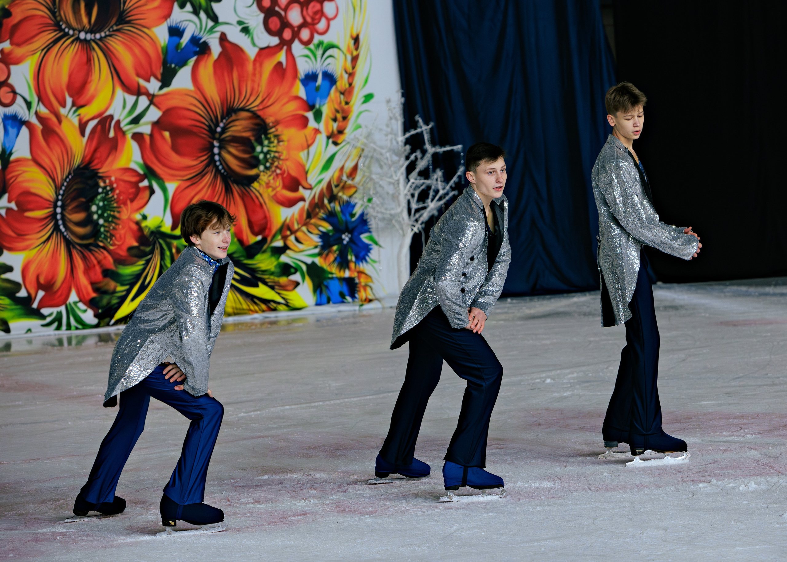 Детский театр на льду «АЛЕКО». Выпускные альбомы и школьный фотограф в Подольске, Троицке, Щербинке, Москве и Московской области