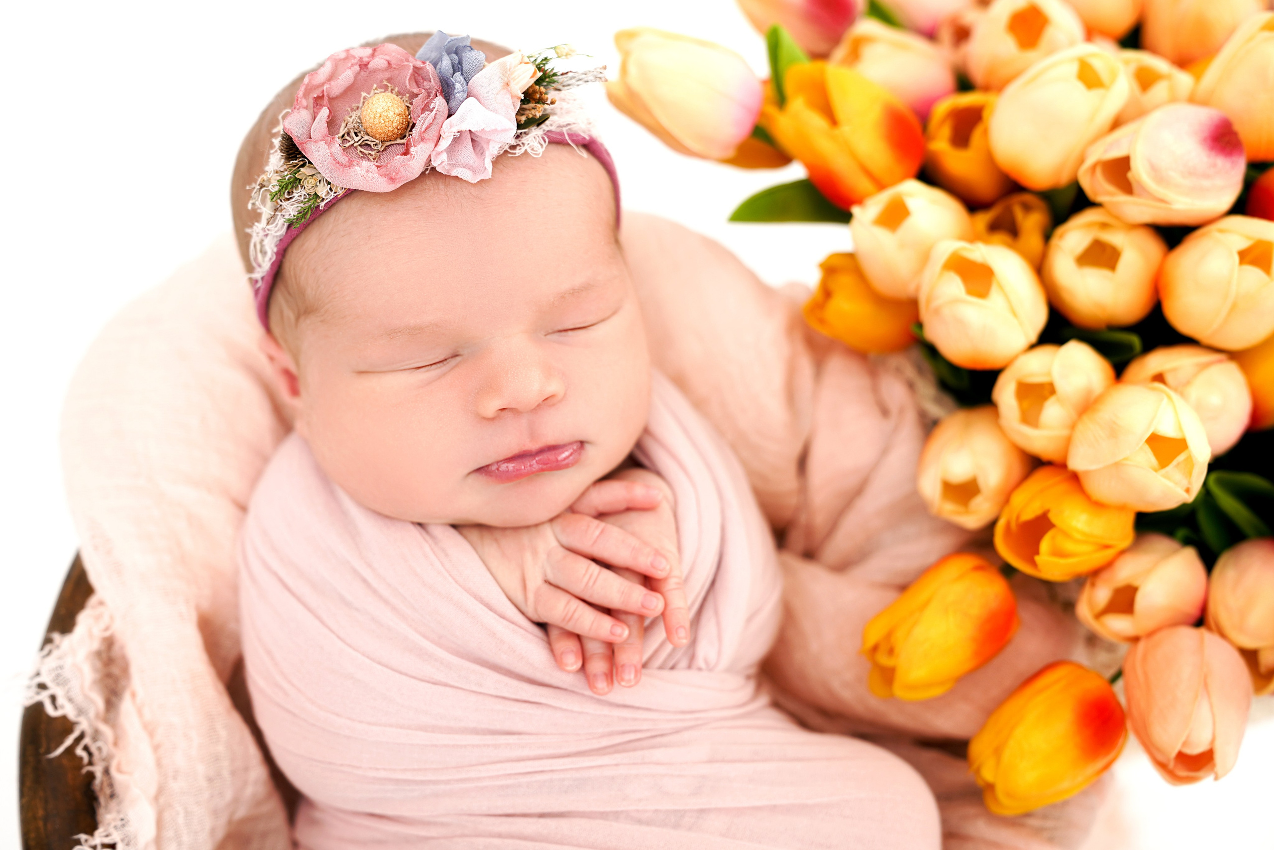 Фотосессия новорожденного (newborn). Фотограф новорожденных, детей до года и беременных в Симферополе