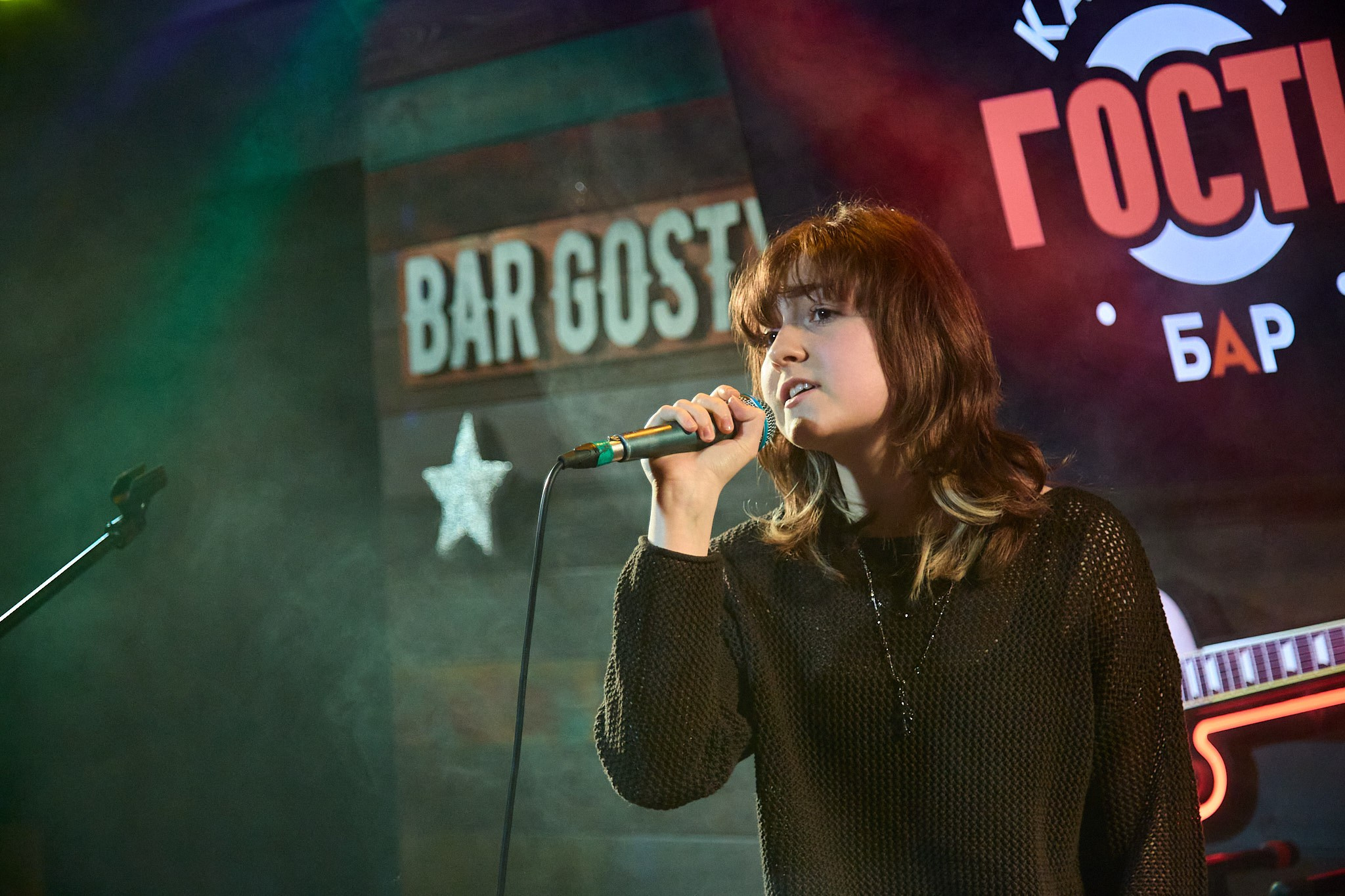 Концерт в баре «Гости». Фотограф Омск | Александр Вандеров