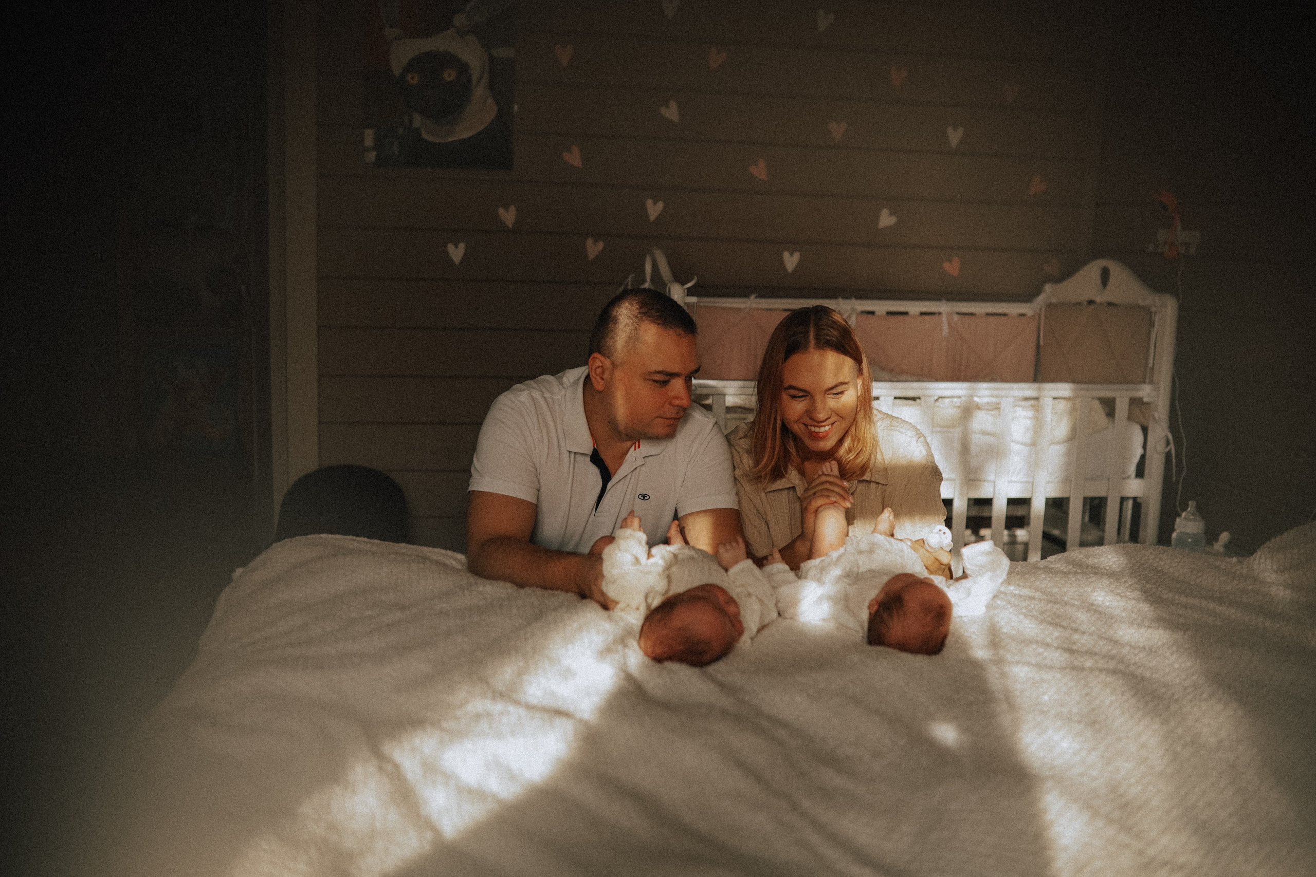 Крошки Василиса и Сонечка. Семейный фотограф в Москве и Люберцах Юлия Гуськова