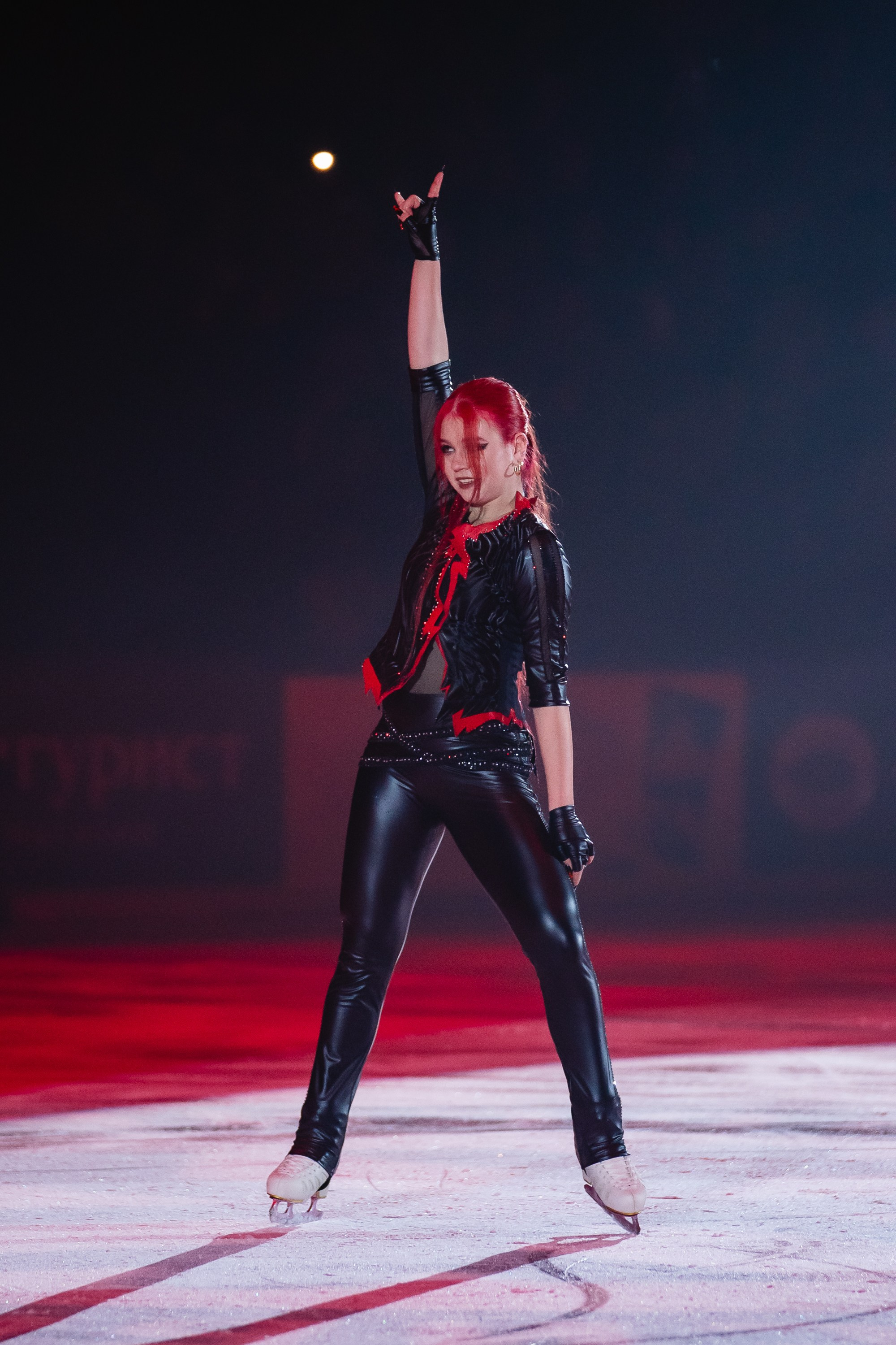 Шоу «Чемпионы на льду» в Новосибирске. Воробьева Ксения — Спортивный и танцевальный фотограф Новосибирск