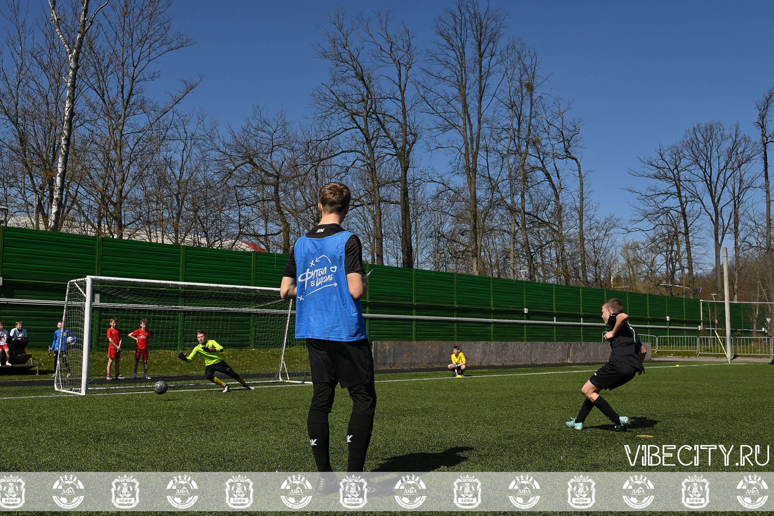 XIX Всероссийского футбольного турнира Локобол 2025 РЖД. VIBECITY.RU Вайб Сити Ру Фоторепортажи Фотоотчеты Калининград