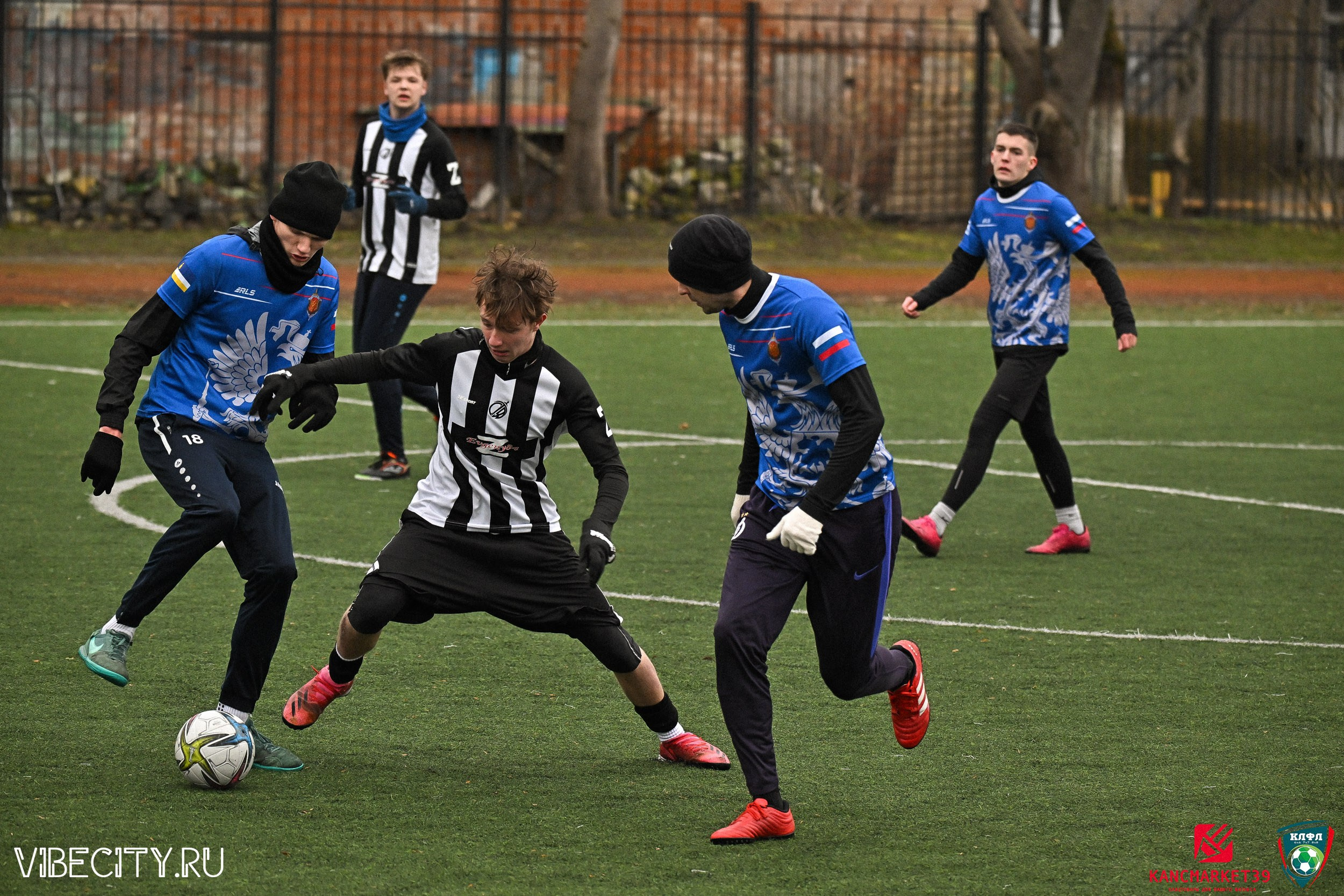 XX ЧЕМПИОНАТ КАЛИНИНГРАДСКОЙ ЛФЛ КАНЦМАРКЕТ39 сезона 2024–2025 гг. VIBECITY.RU Вайб Сити Ру Фоторепортажи Фотоотчеты Калининград