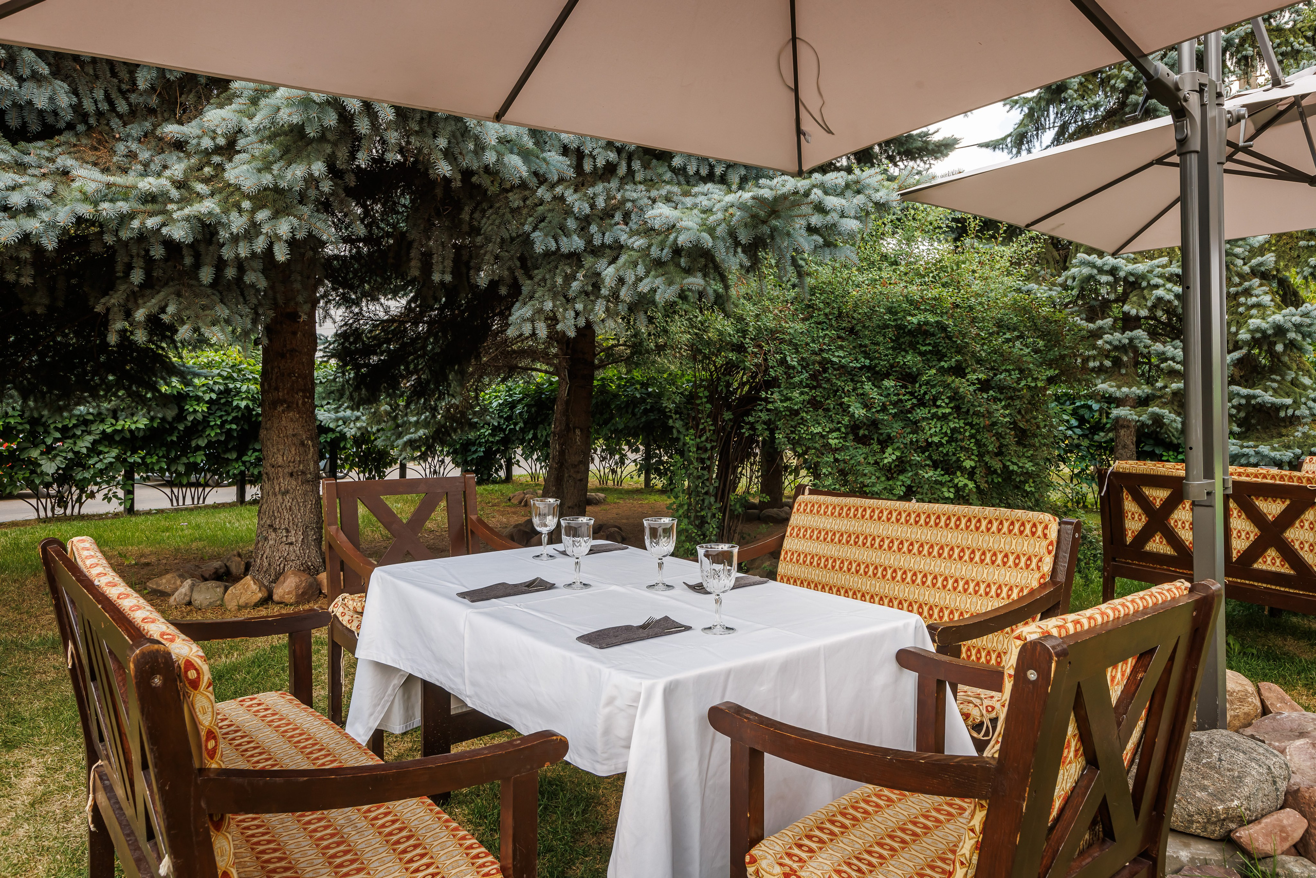 Интерьерная фотосъёмка кафе, ресторанов и баров в Москве. Интерьерный фотограф Дмитрий Медведев. Фуд-фотограф в Москве Дмитрий Медведев. Фуд-фото и контент для ресторанов, кафе и баров