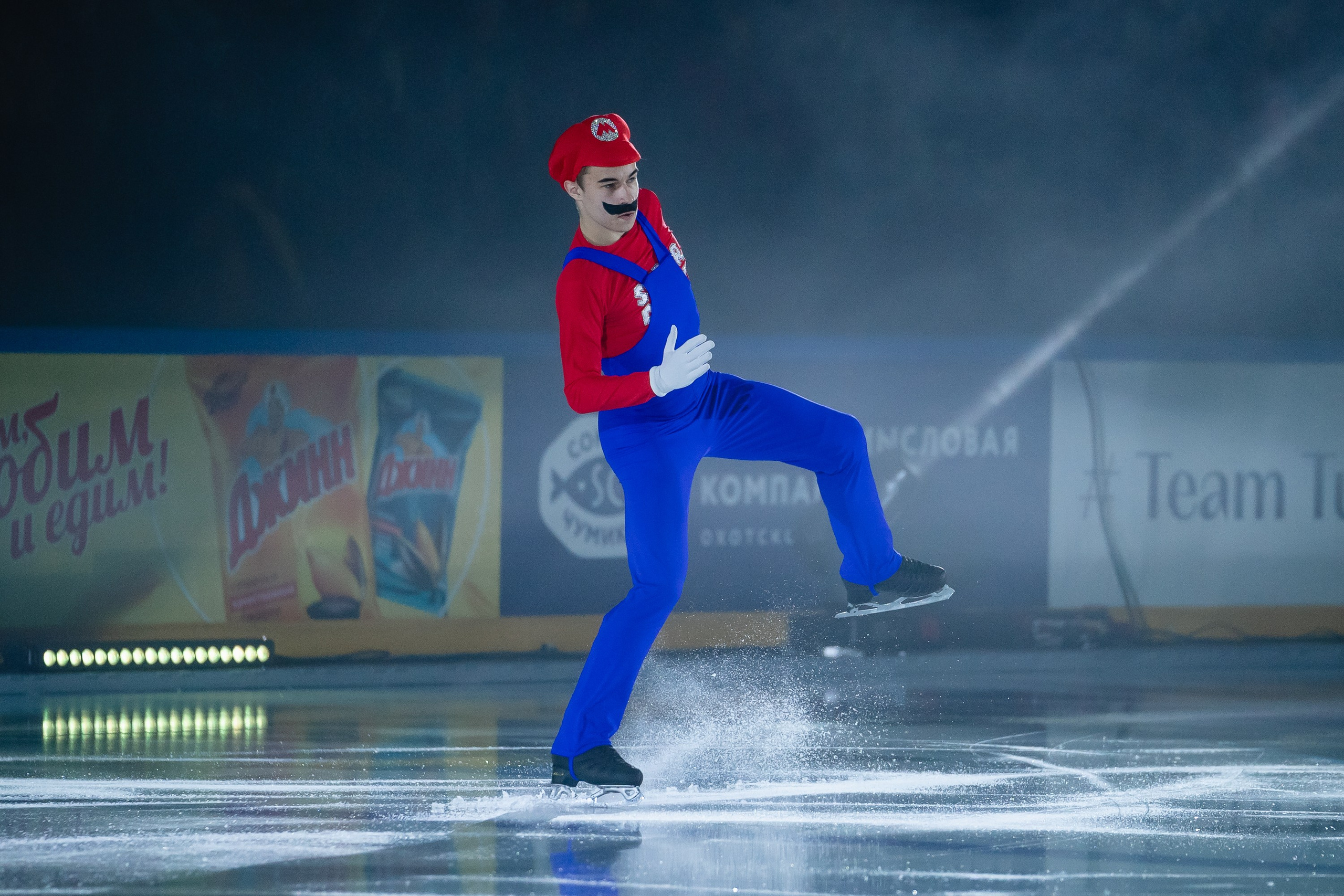 Шоу «Чемпионы на льду» в Новосибирске. Воробьева Ксения — Спортивный и танцевальный фотограф Новосибирск