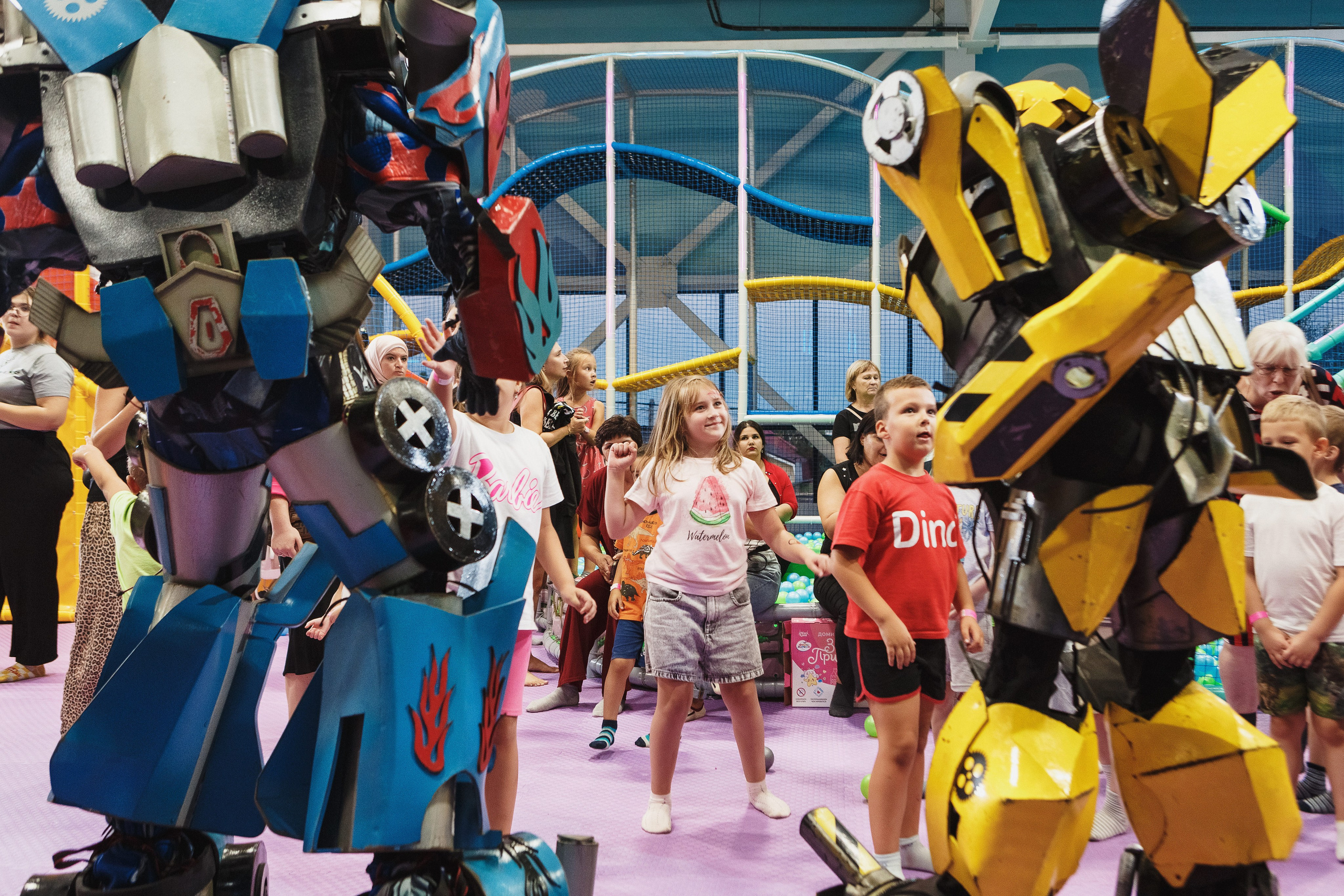 Туси Джуси Таганрог — Яркие и Весёлые Фотографии Детской Игровой Зоны. Свадебный и семейный фотограф в Таганроге Бакарюк Антон