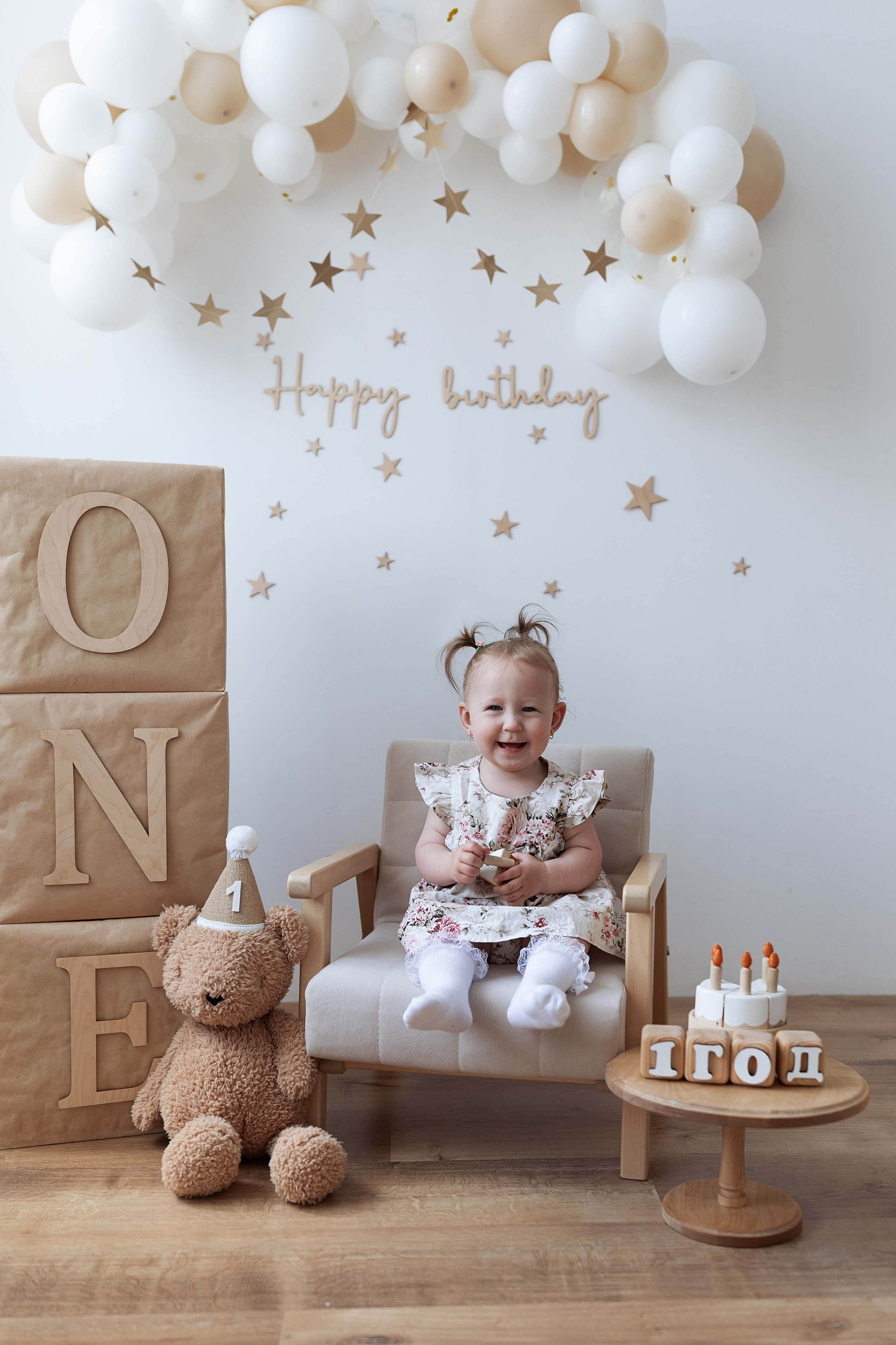 Валюше 1 годик. Фотограф на годик Хабаровск Детский и семейный фотограф в Хабаровске Юлия Матвиенко