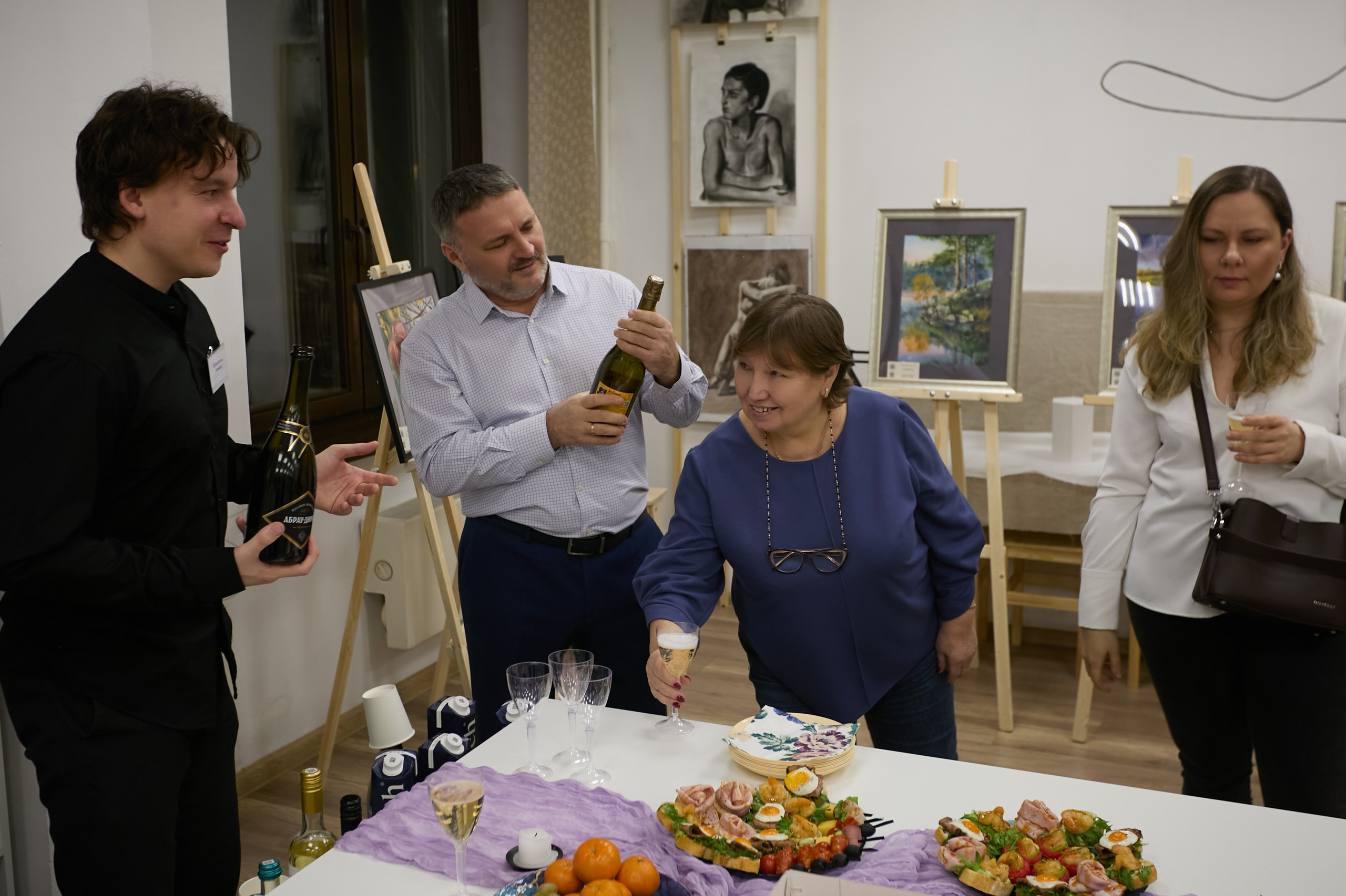 GRAFIKA. Фотограф видеограф в Москве и Московской области Саша Секрет