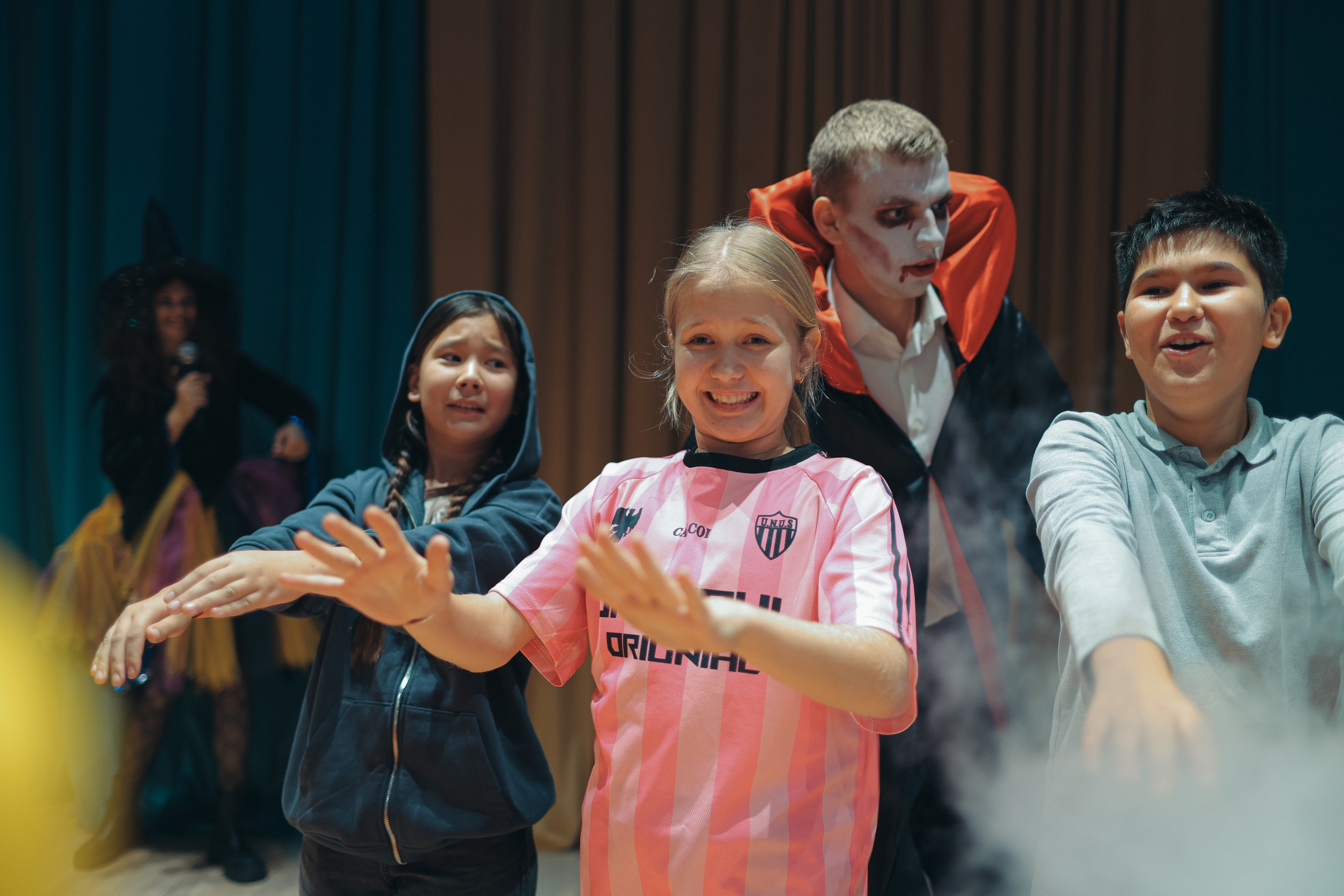 02.11 Halloween в Zhooki Park. Команда специалистов в мире фотографии и видео. Детский фотограф, семейный фотограф