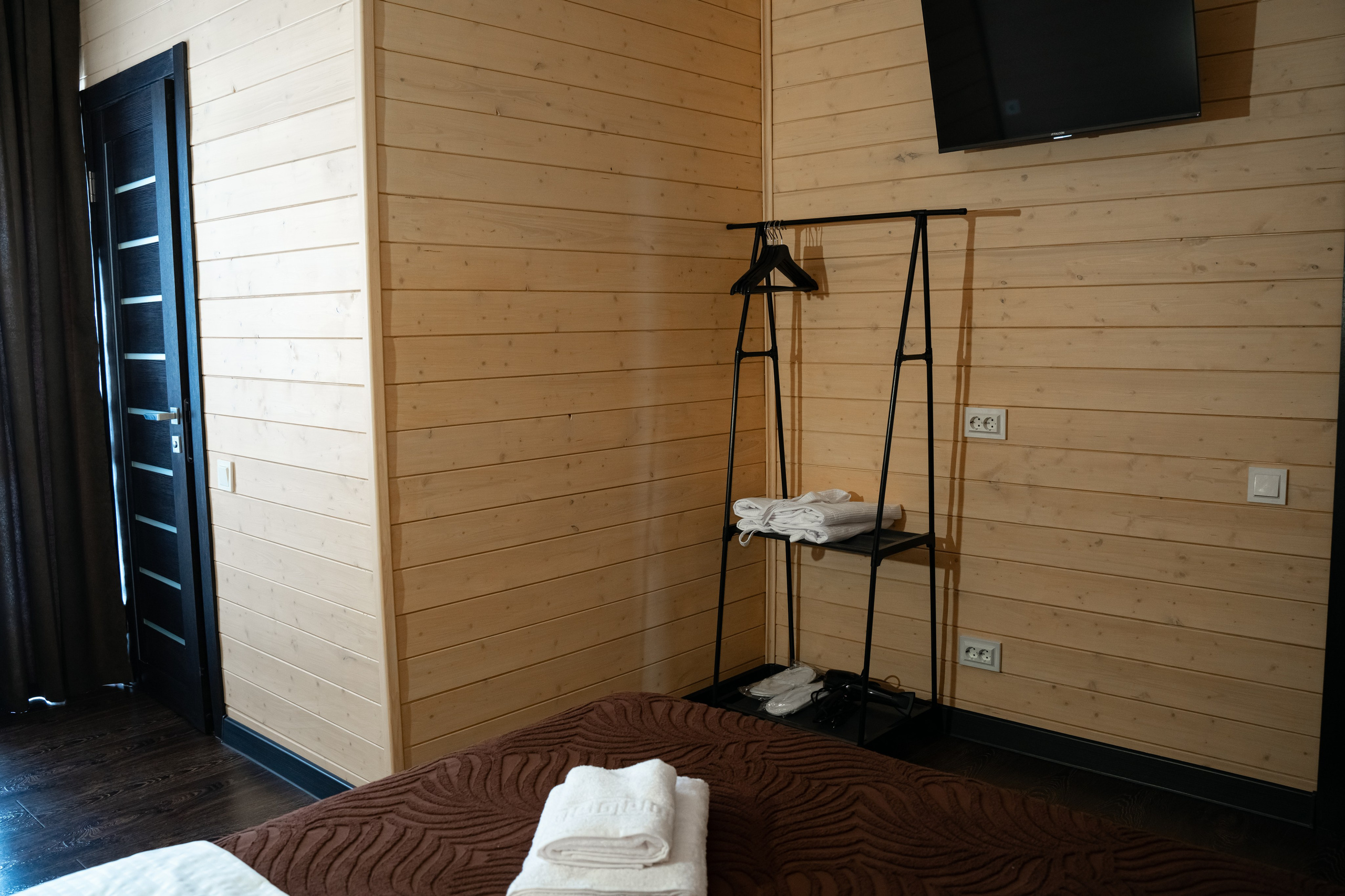 Двухместный стандарт 1. Апарт-отель «Алия», с. Архыз — официальный сайт