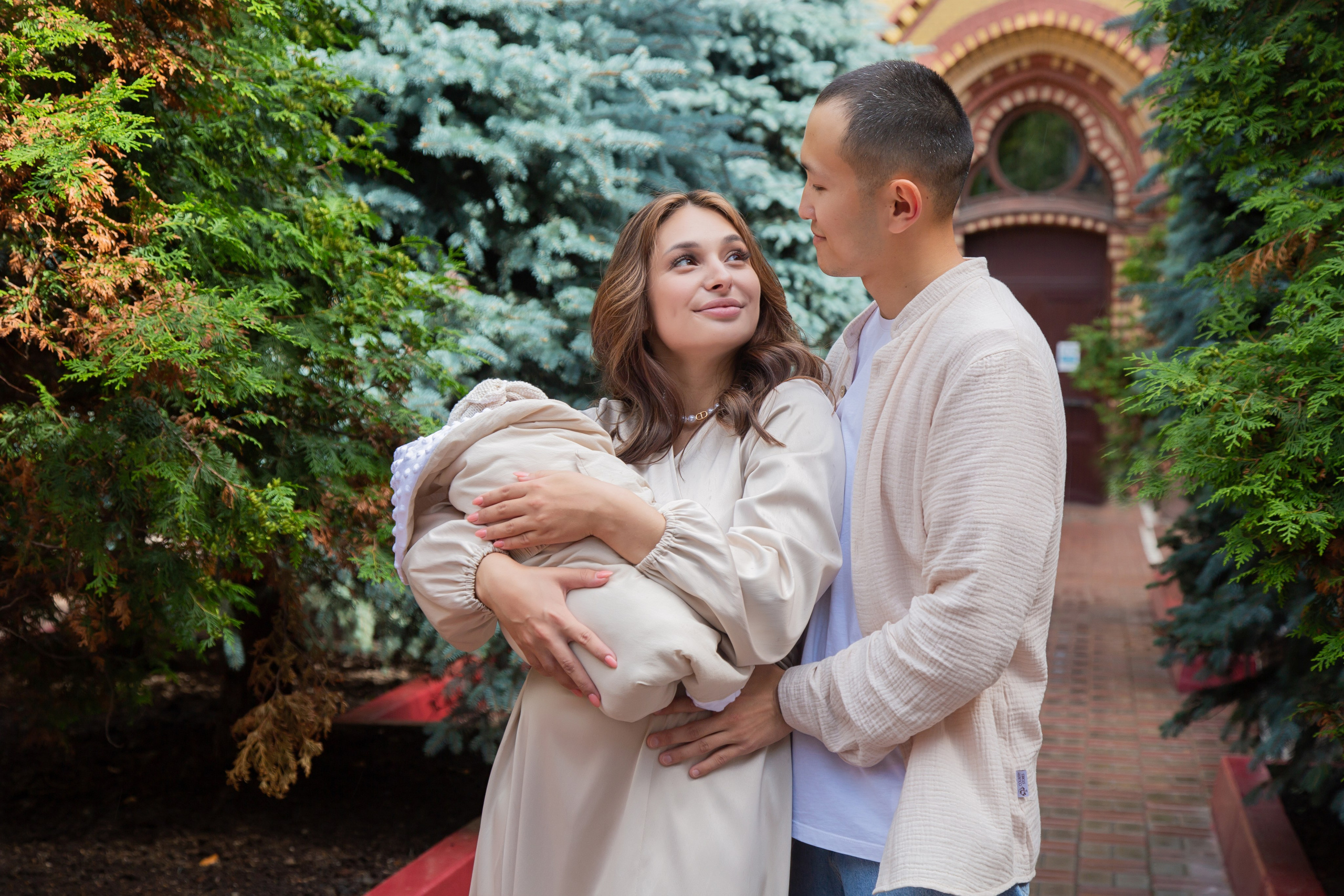 Премиум фотограф на выписку в Спб, съемка в роддоме № 1. Фотограф на выписку в роддом в Санкт-Петербурге