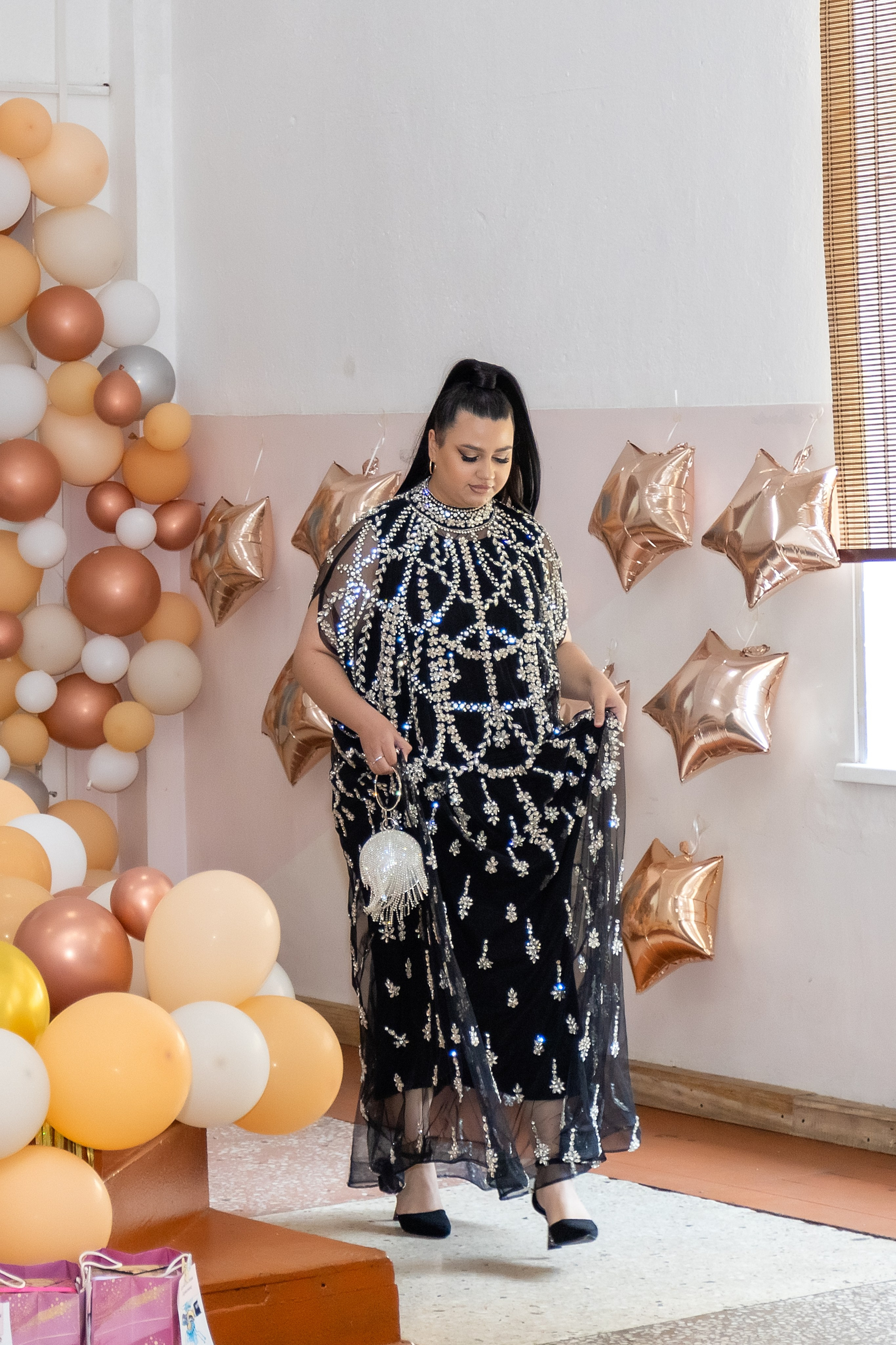 Выпускной. Школа 22, 11 класс. Стильный выпускной альбом Владивосток фотограф Вероника Мигачева