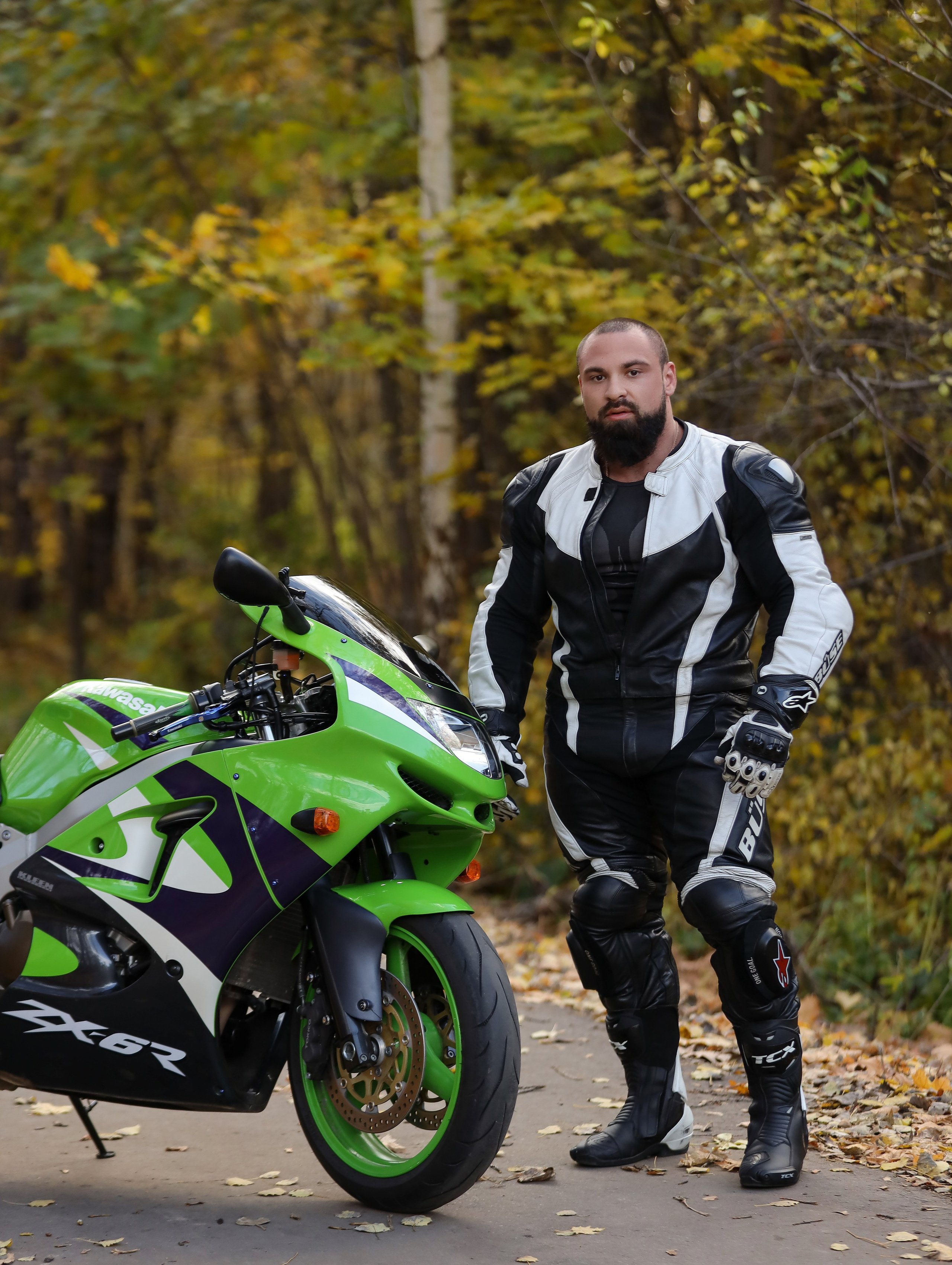 Виталий Kawasaki ZX6R. Фотограф Антон Чупринин