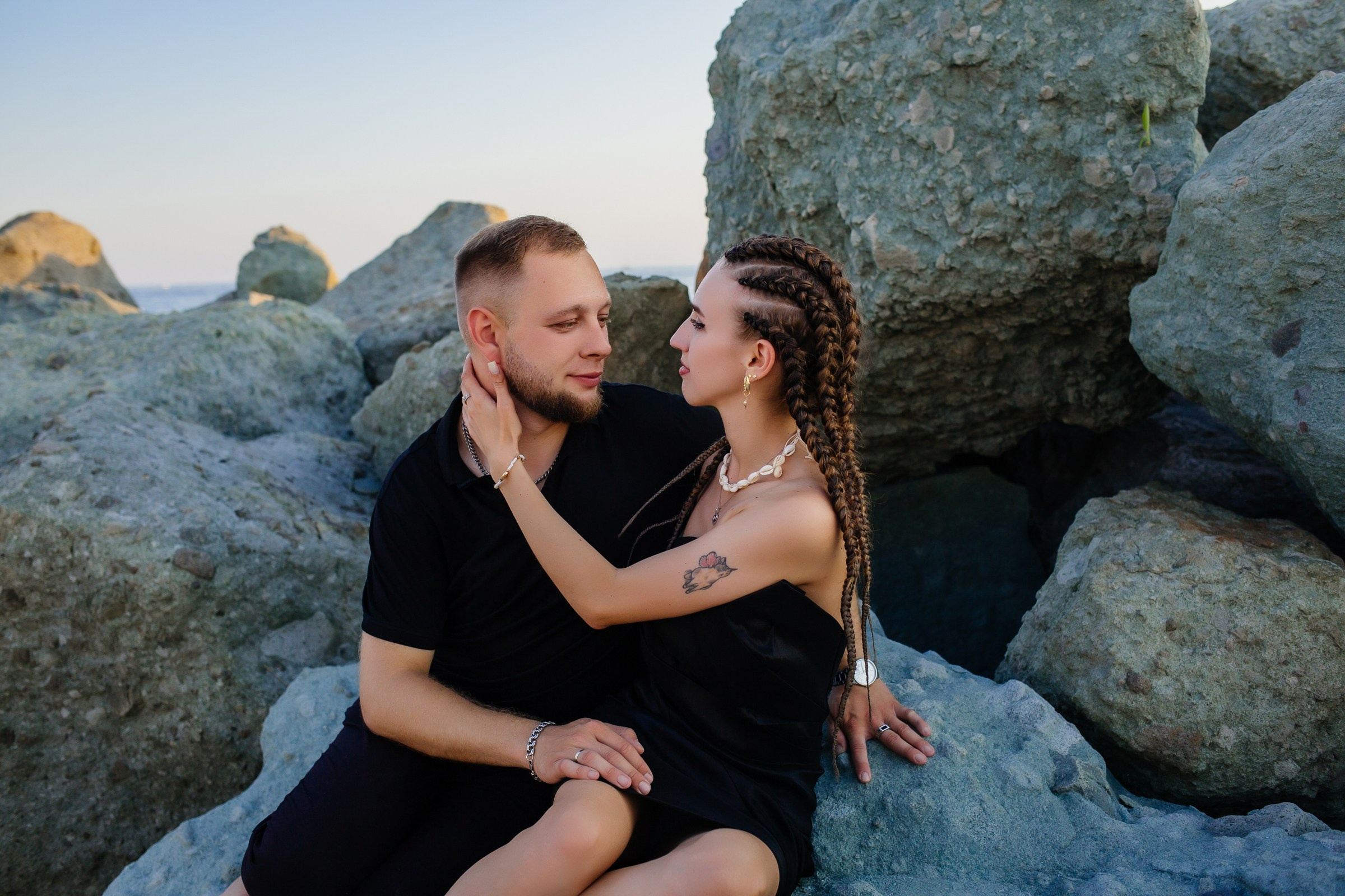 Лавстори фотосессия на закате в Адлере. Фотограф Сочи Адлер. Солькаева Анастасия