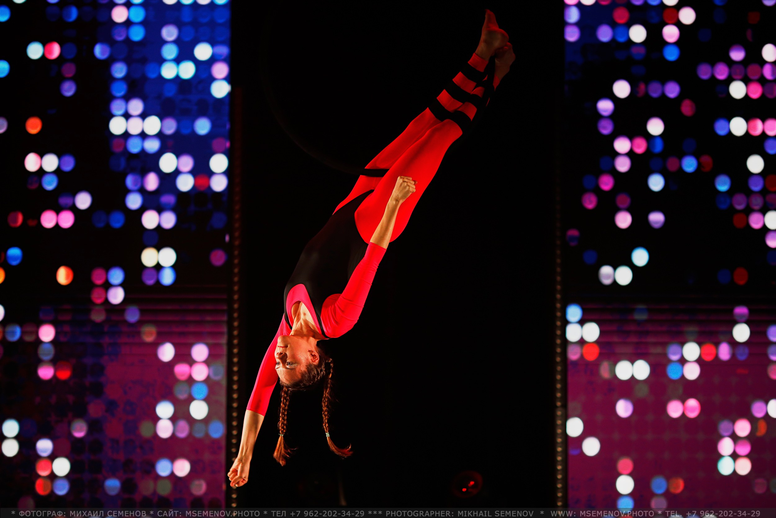 Анонс фоторепортажа с Концерта Грация. POLE DANCE. Photographer for business Mikhail Semenov. Aqua photo studio, photo school