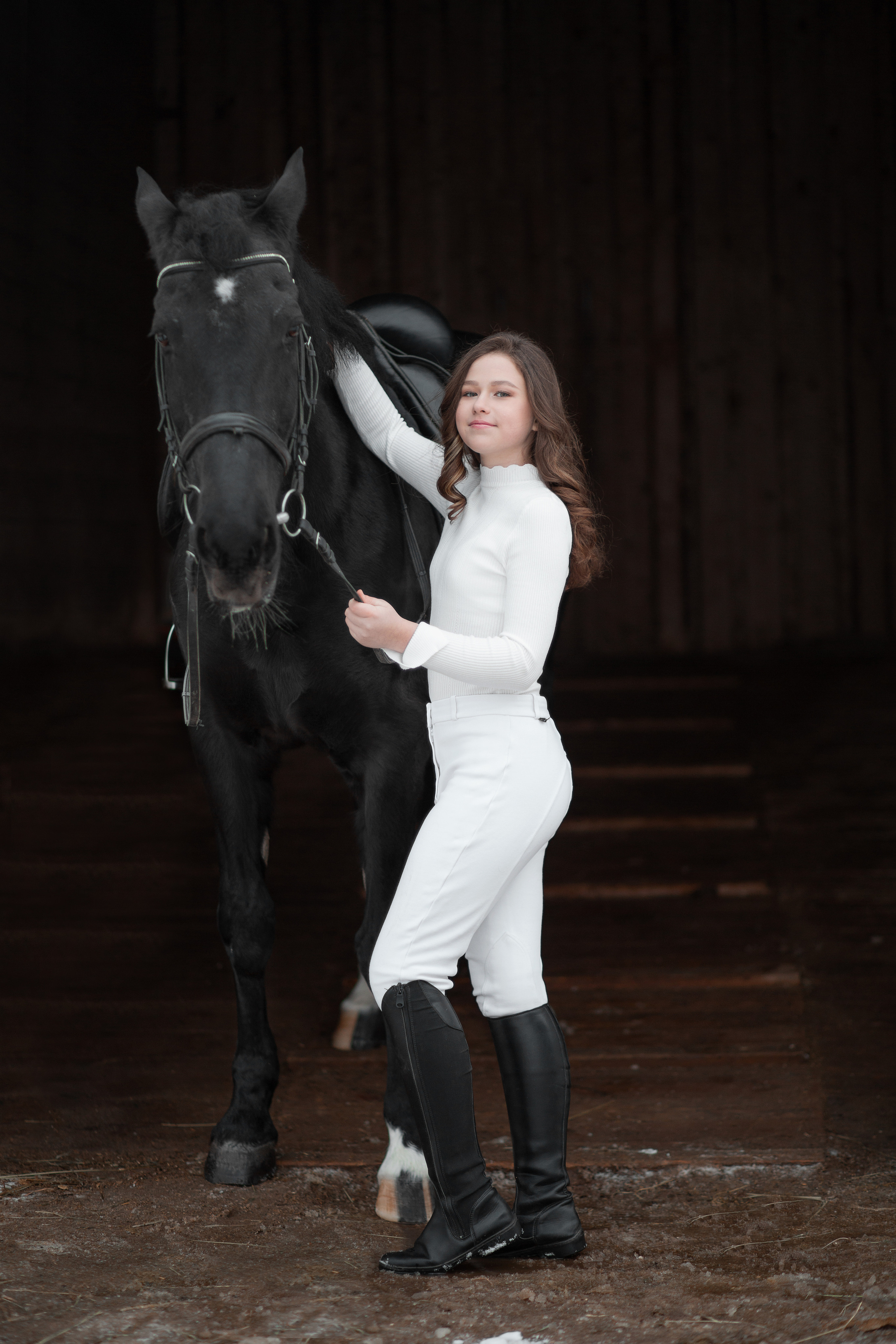 Фотосессия Анны и Жасмин фотодень 25.12.22. Фотосессия с лошадьми в Нижнем Новгороде