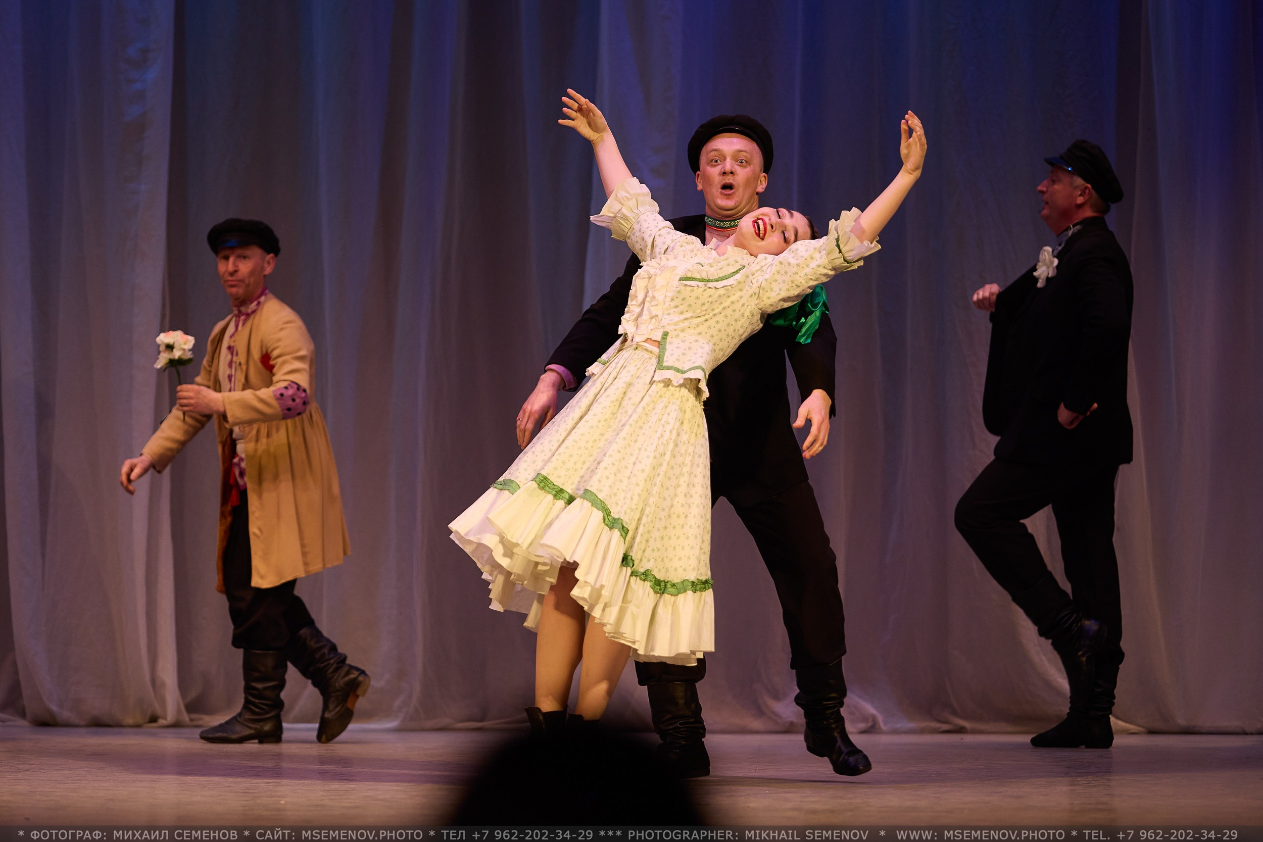 Фоторепортаж с Концерта «Волжанка» и «Задоринка»