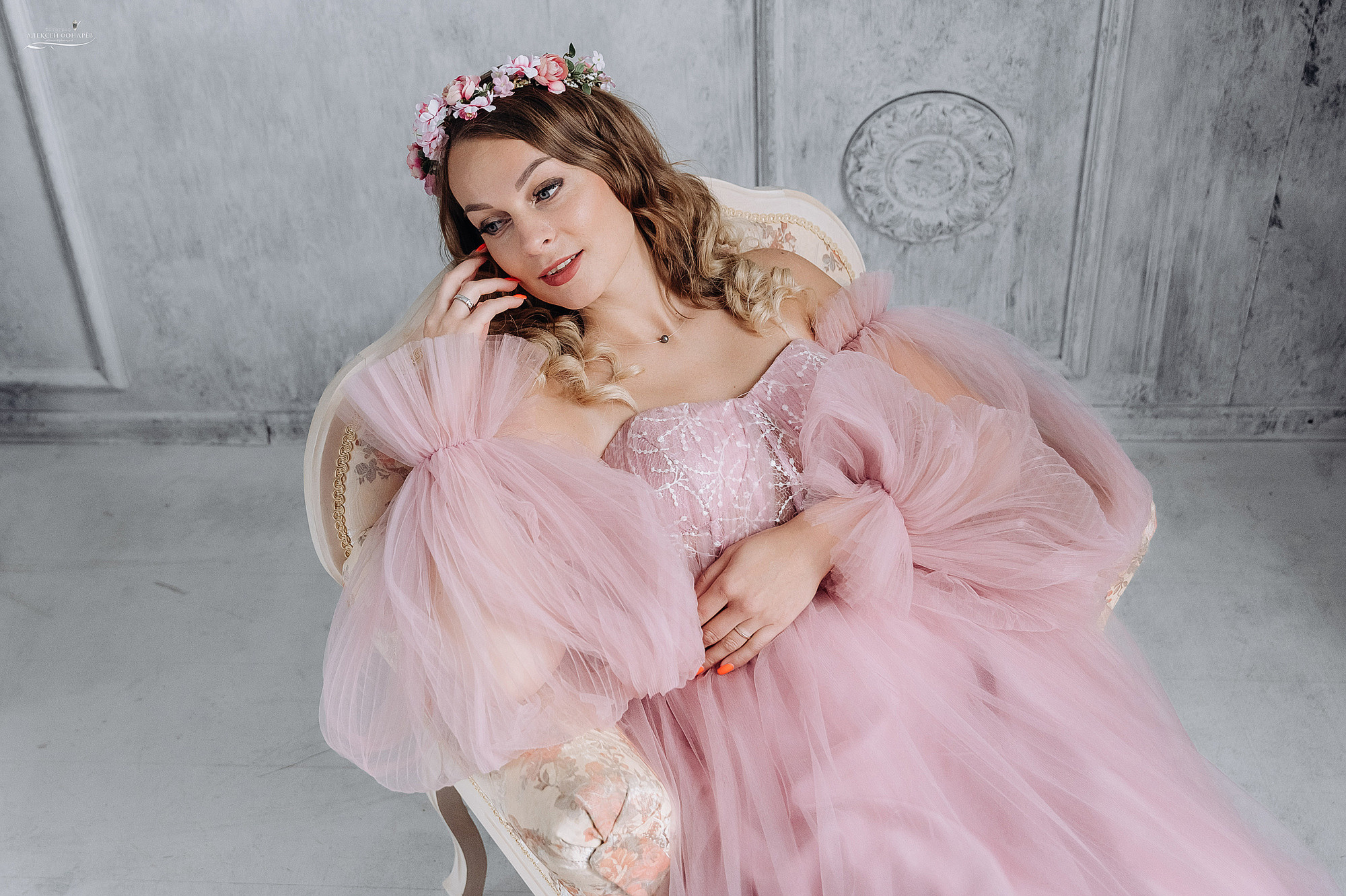 Индивидуальная фотосессия в студии Кимры. Свадебный фотограф в Дубне Алексей Фонарёв