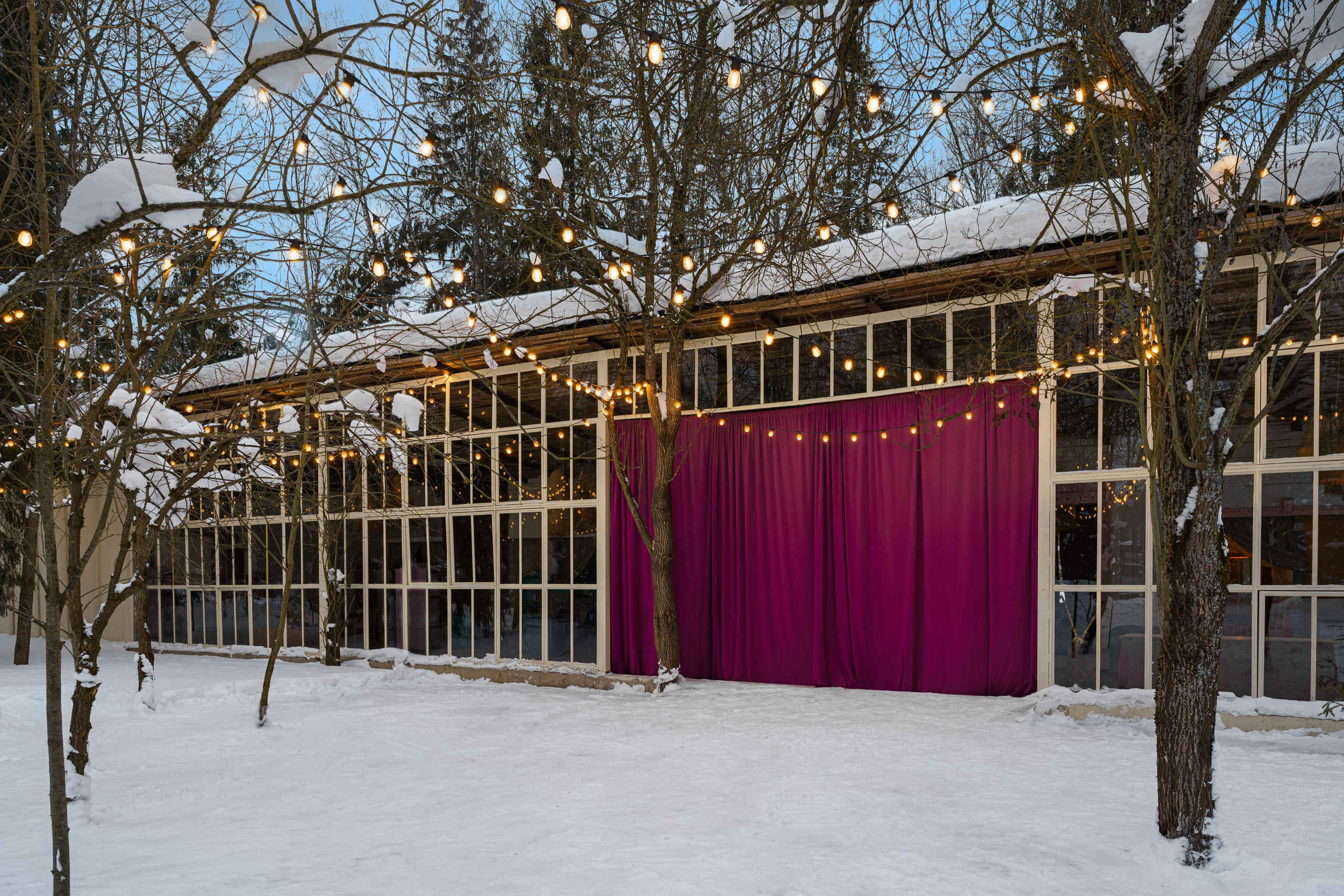 Съемка для каталога «LOFT HALL» | vhaus. VHAUS | Превращаем квадратные метры в капитал. Стратегический визуальный маркетинг для премиум-недвижимости