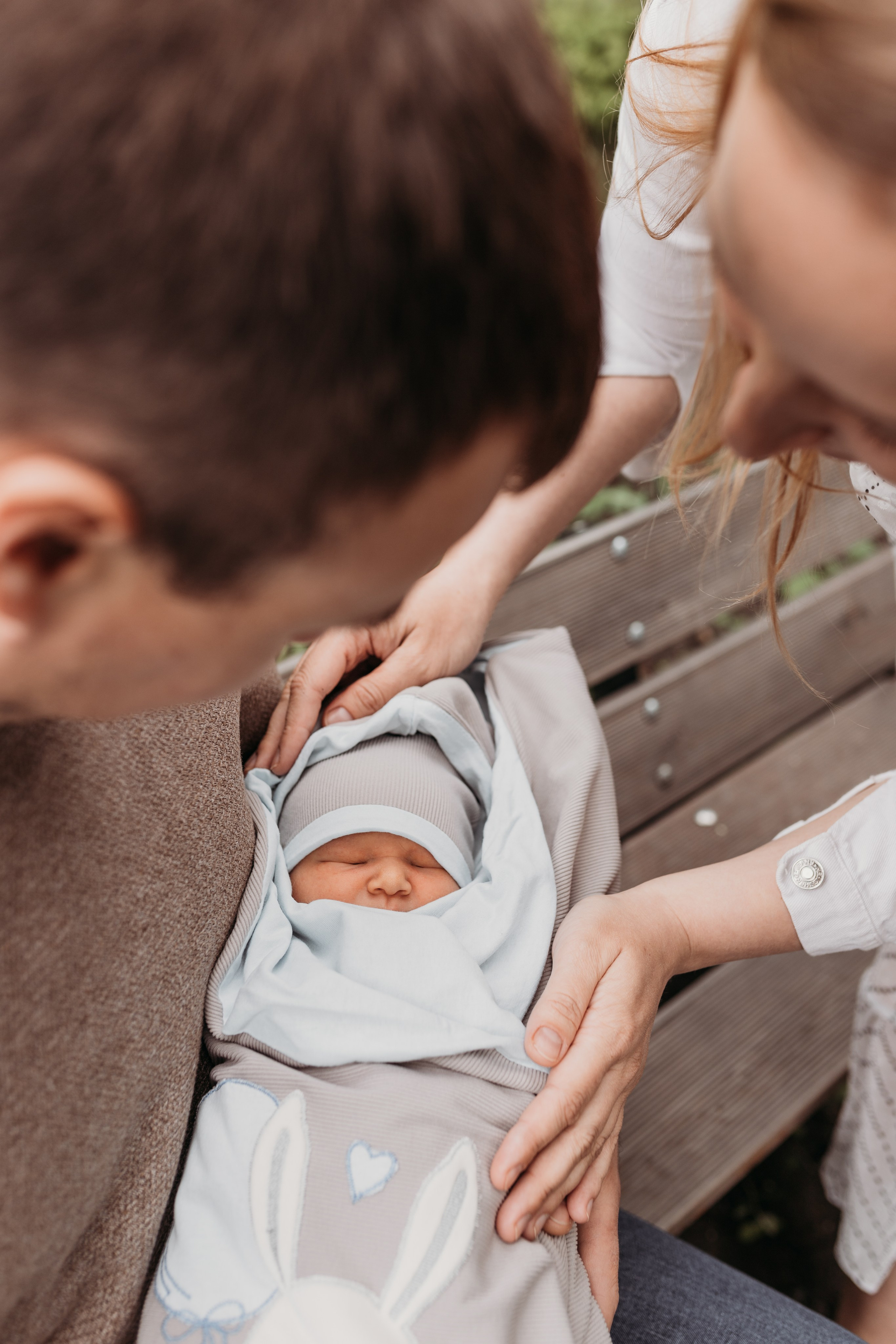 фотосессия выписки из роддома барнаул, фотосъемка выписки, выписка из роддома Барнаул, выписка Барнаул, фотограф на выписку Барнаул, дар выписка, первый роддом выписка фотограф