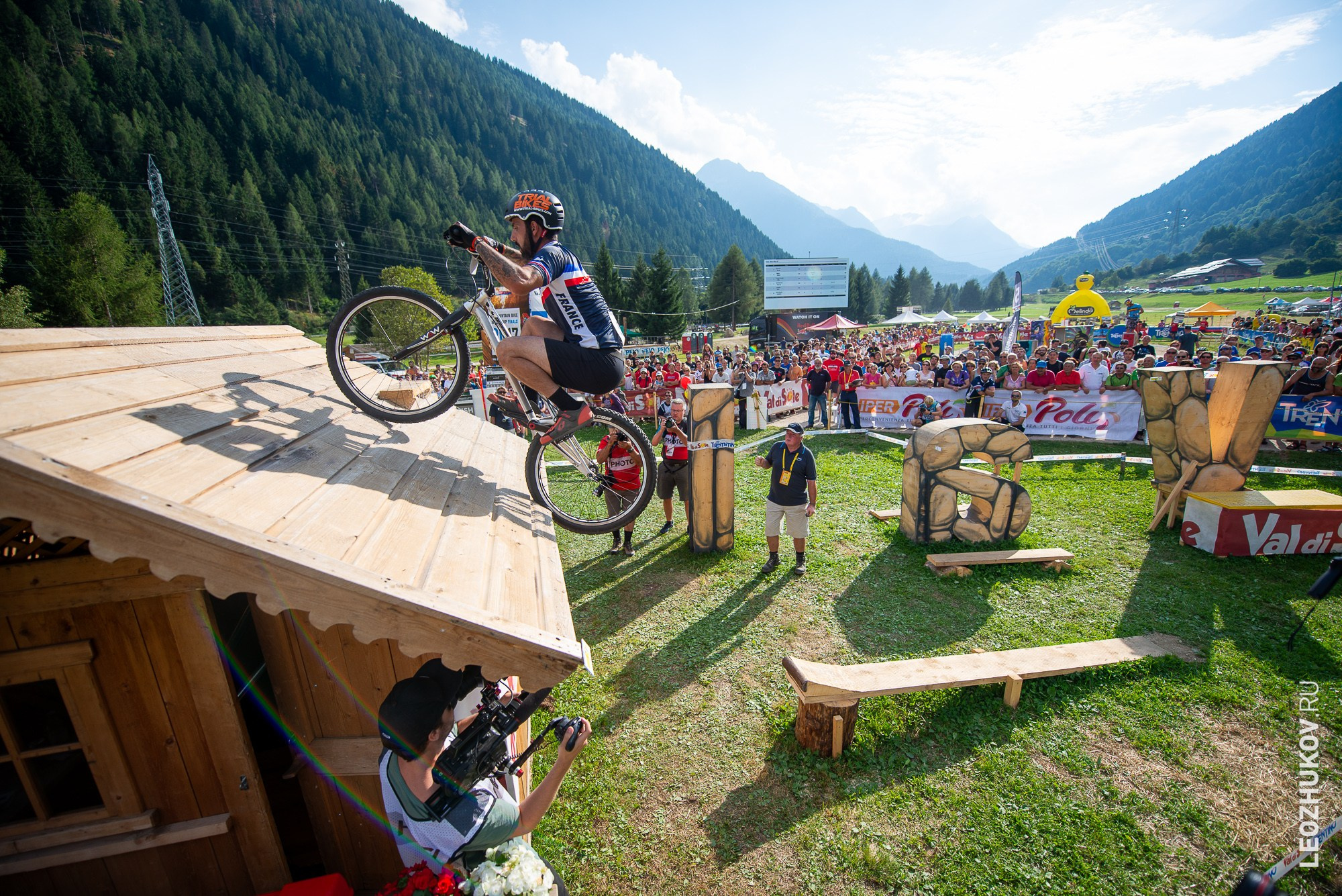 UCI Trials World Championships 2016 — finals. Sports photographer Leonid Zhukov