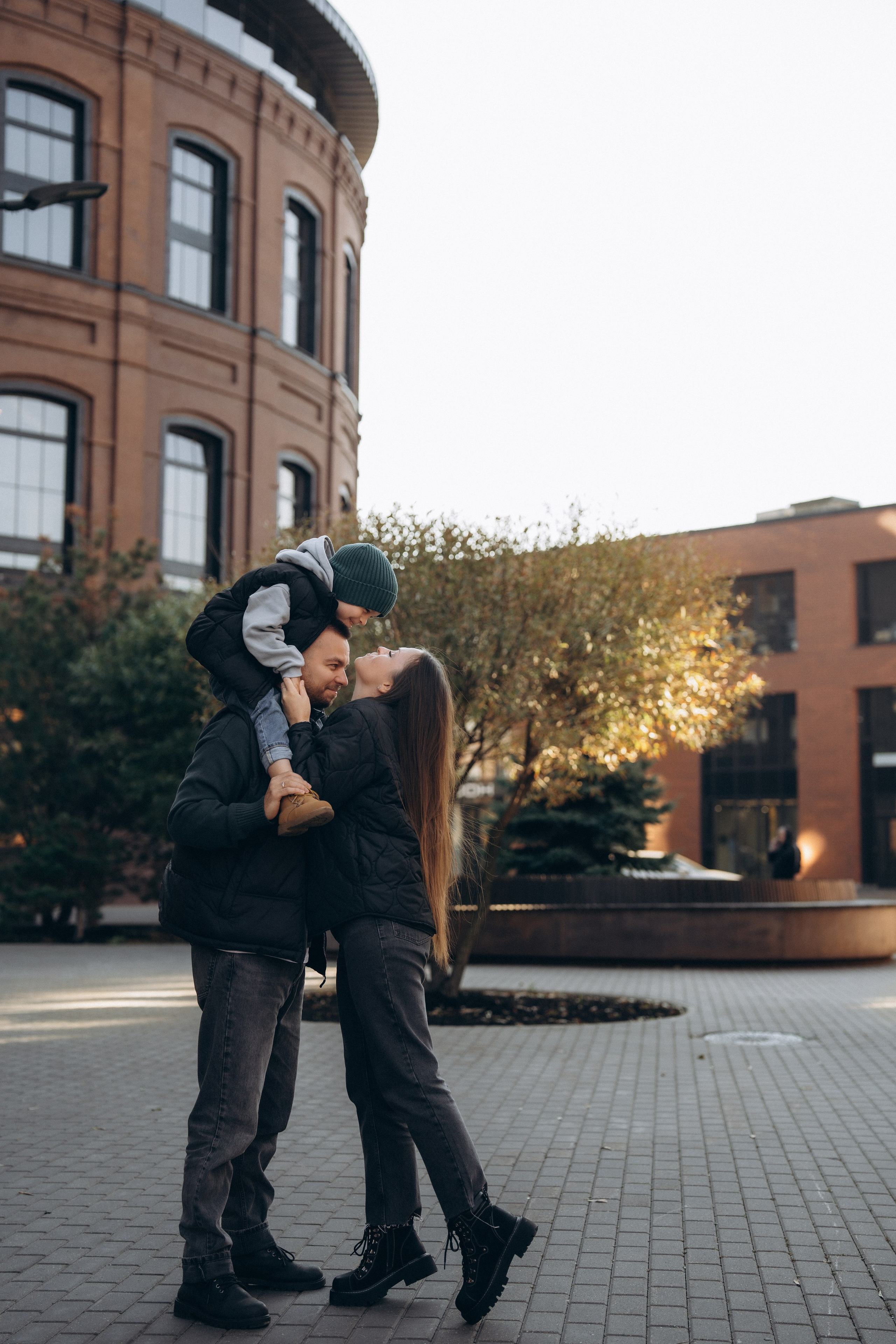 Счастливы быть вместе. Елизавета Шумик Семейный Фотограф